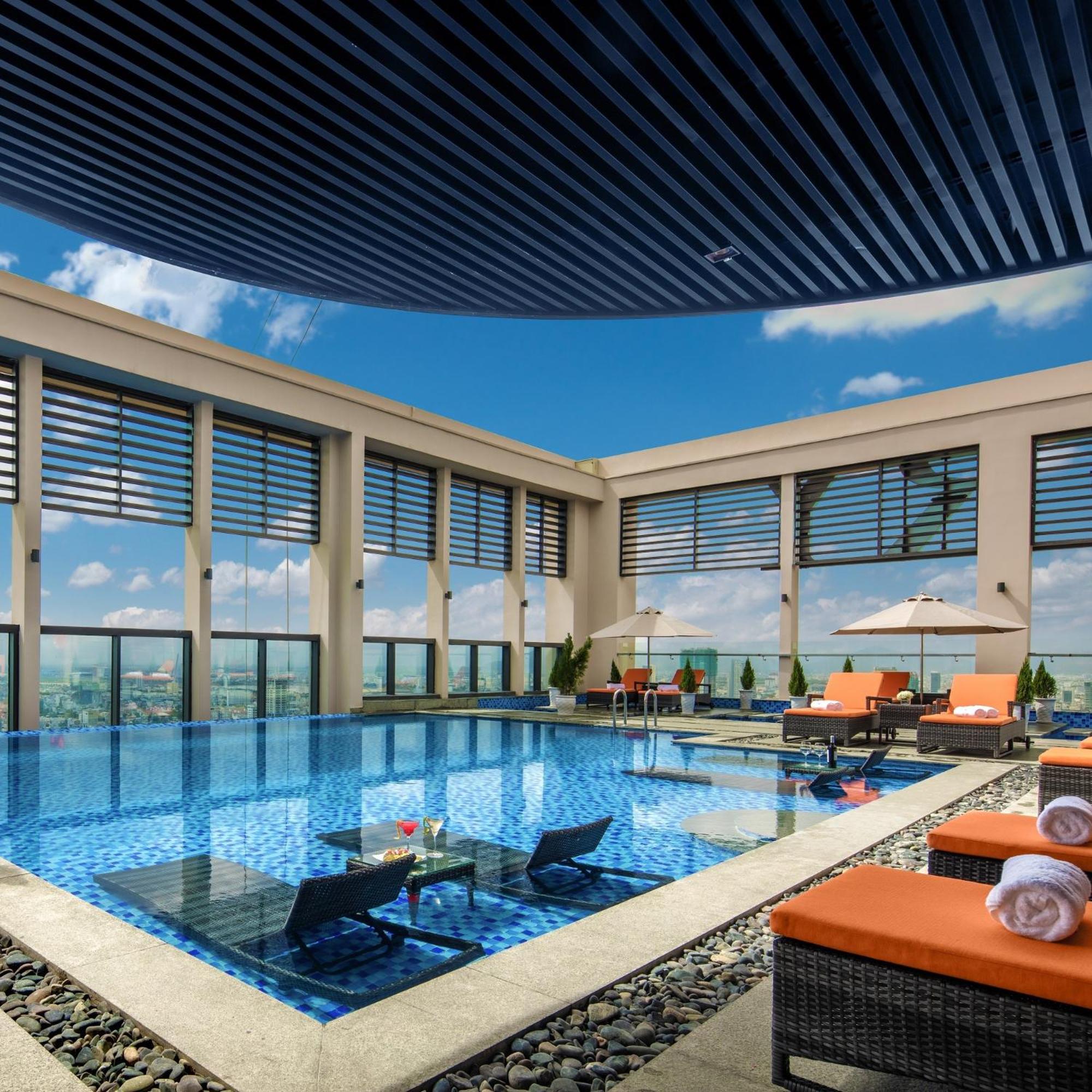 Luxury Apartment Ocean View Free Pool