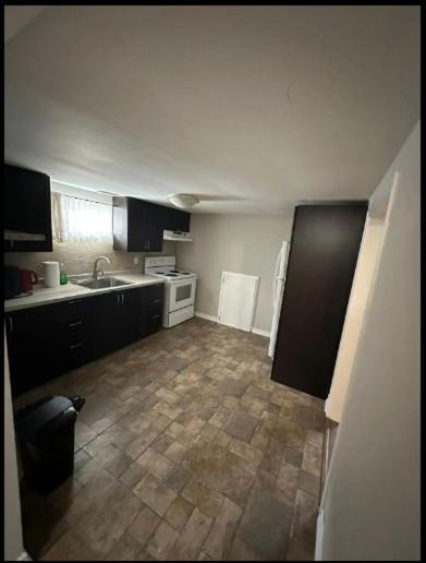 Cozy room near Pickering OPG