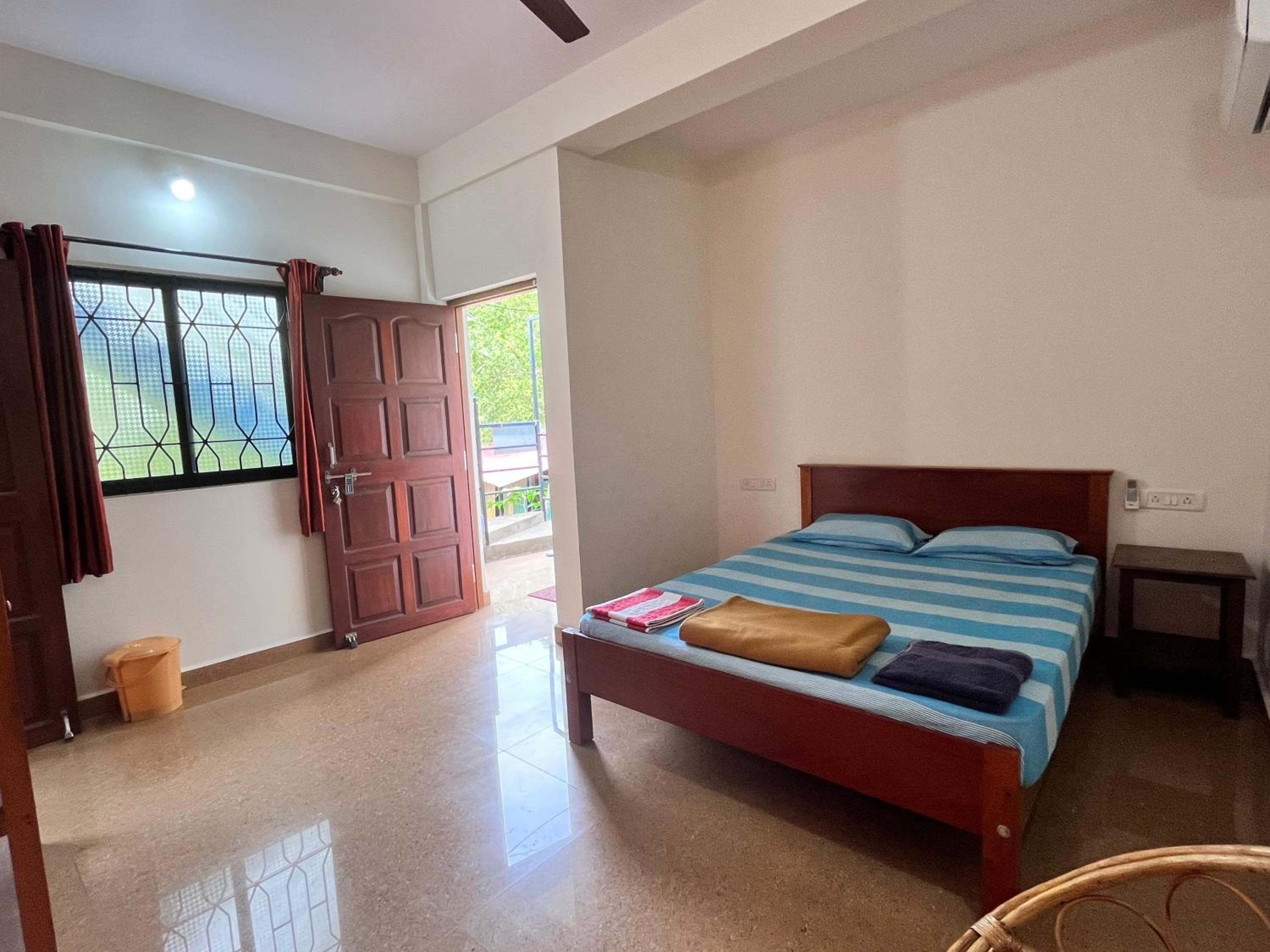 Morjim Sunset Hotel