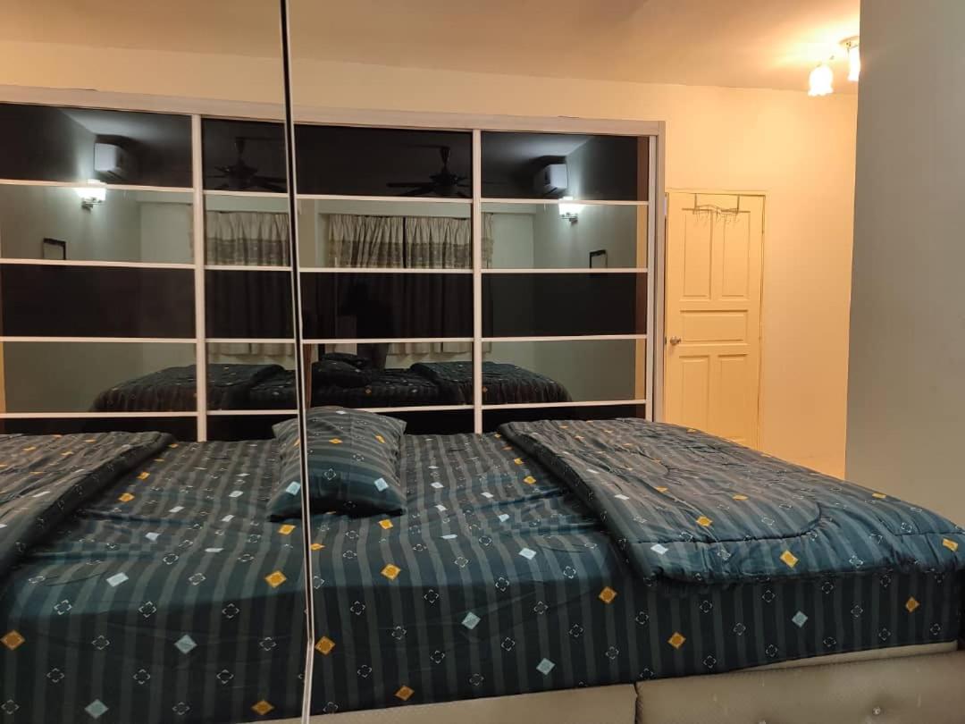 Daxxlence Swimming Pool Homestay Kinta RiverFront