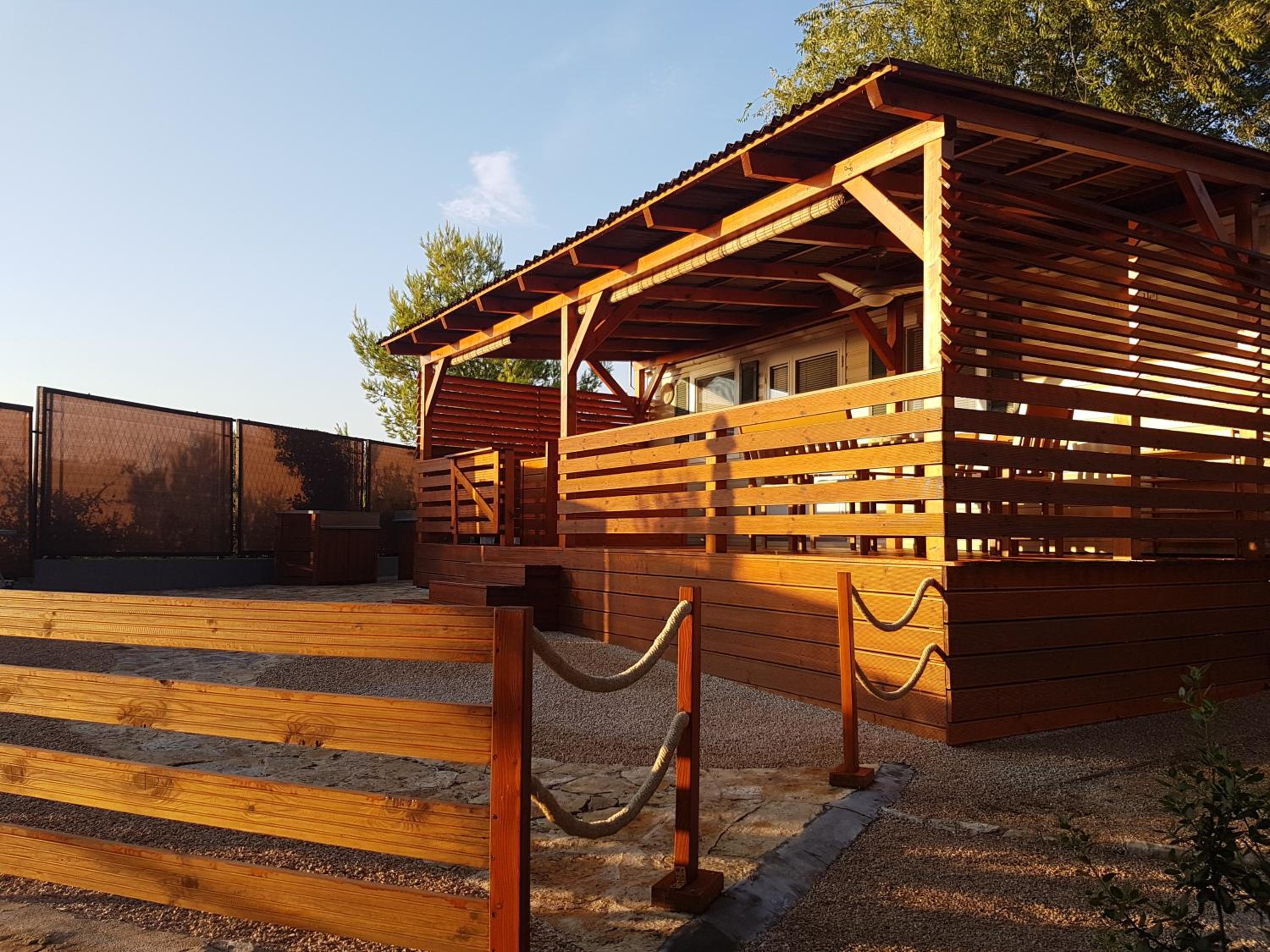 Mobile Home Pinia view 2