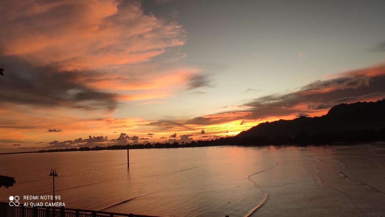 the sunset view lagoon suite photo 8