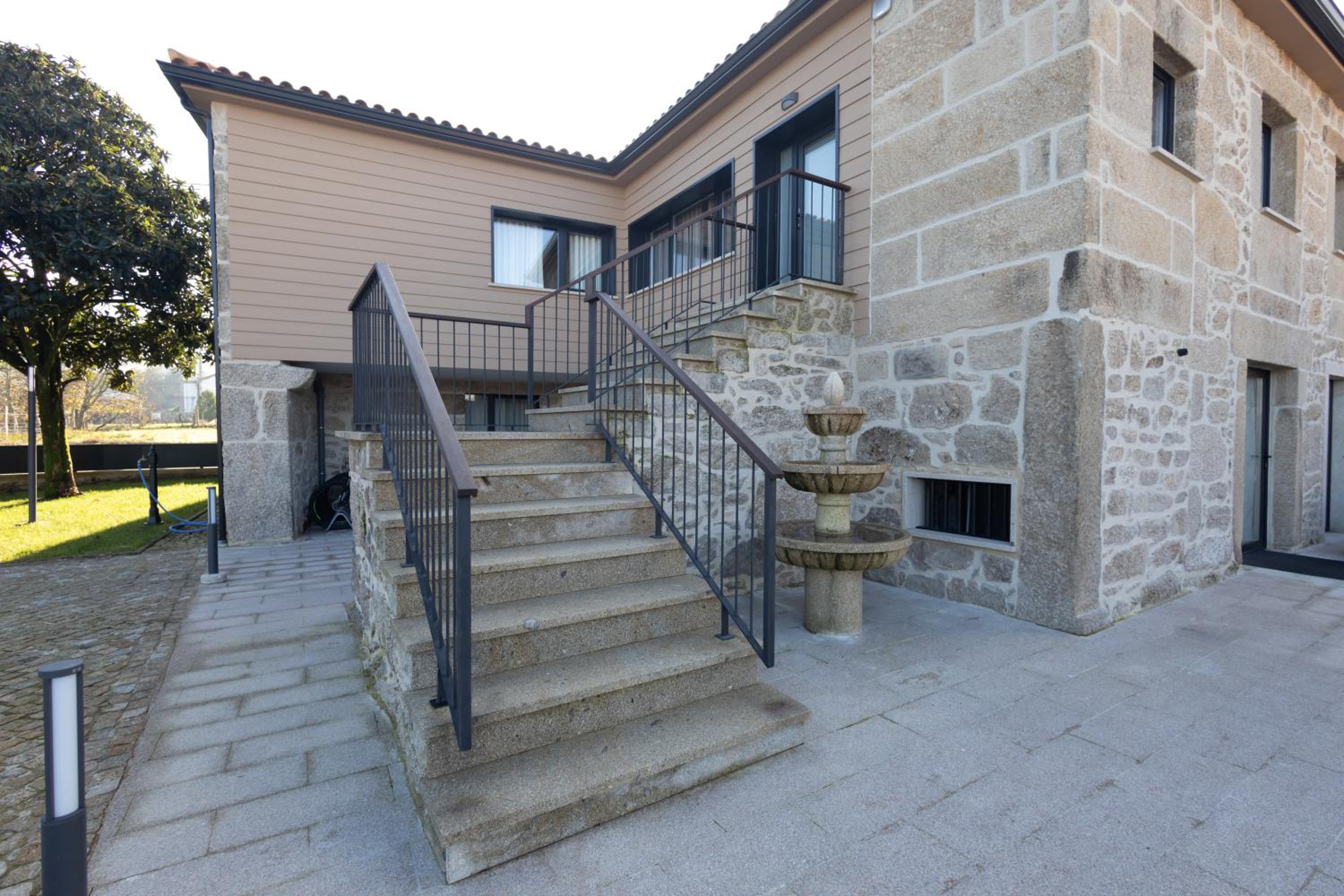 Casa Grande Gondomil com Campo de Padel, Piscina