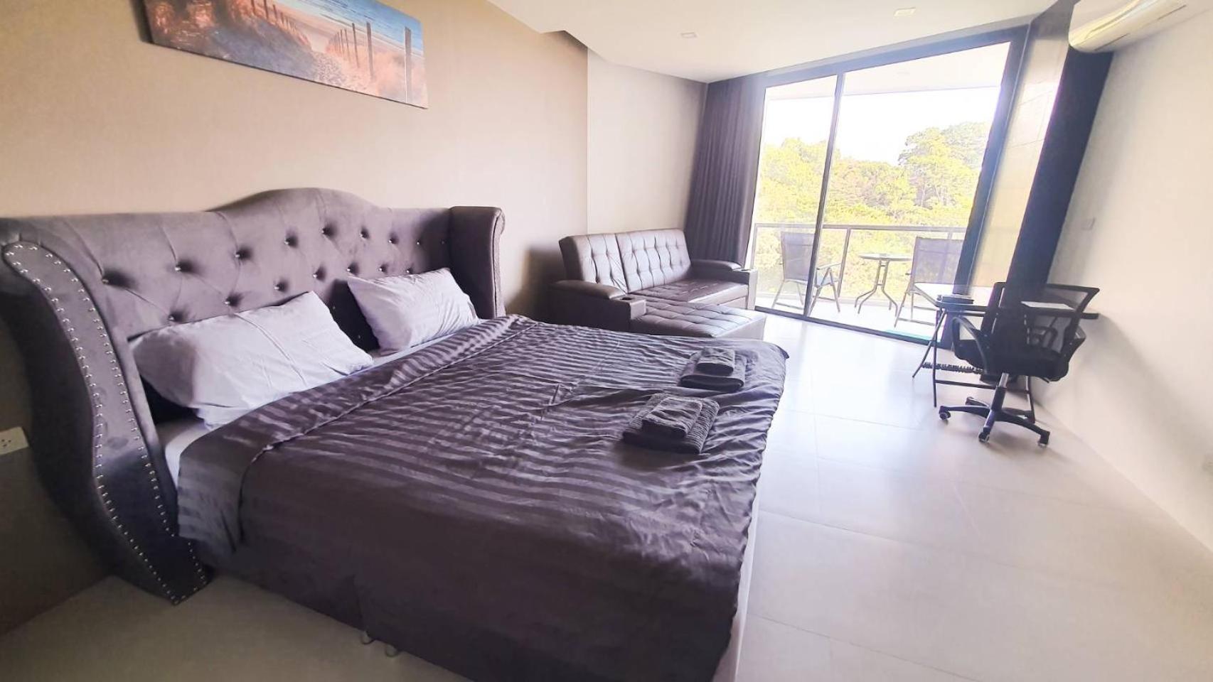 Mae Phim Holiday Escape Completely view 3