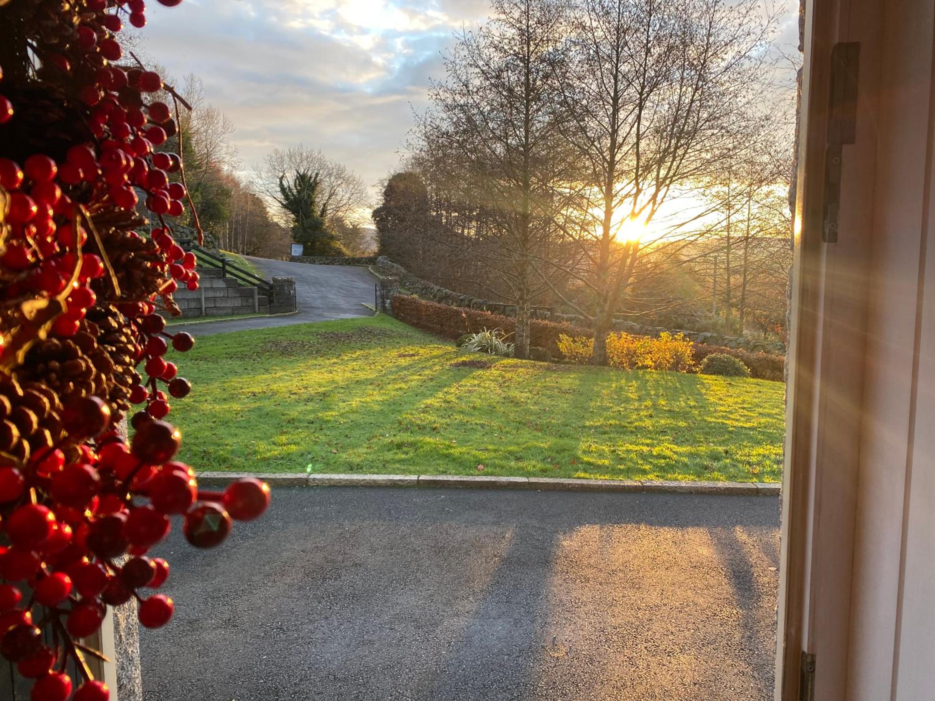 Rostrevor Valley 6-Br Sleeps 20 w Hot Tub & View view 3