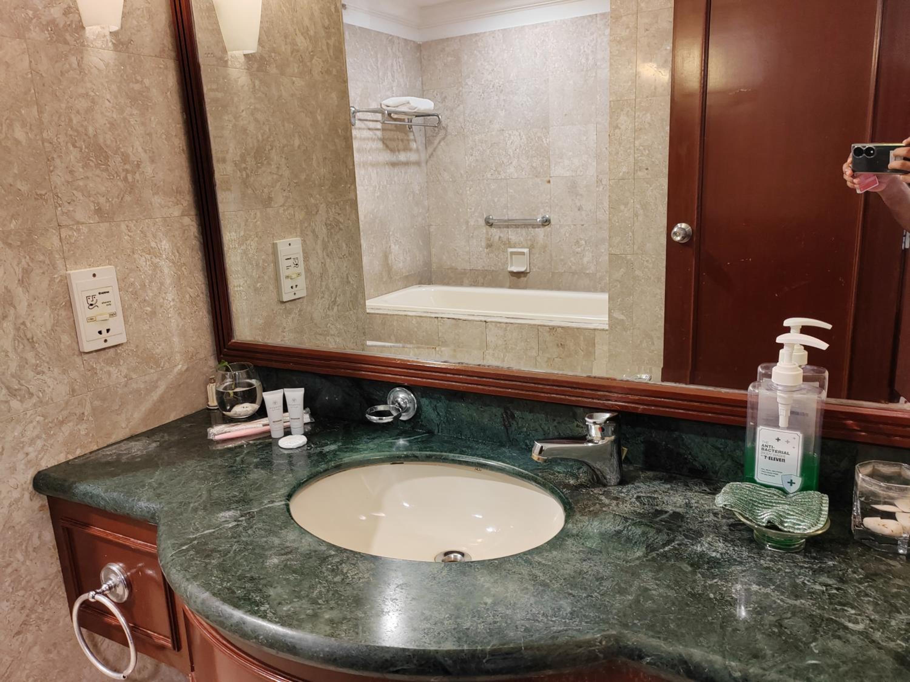 Kl landmark apartment at berjay Times square
