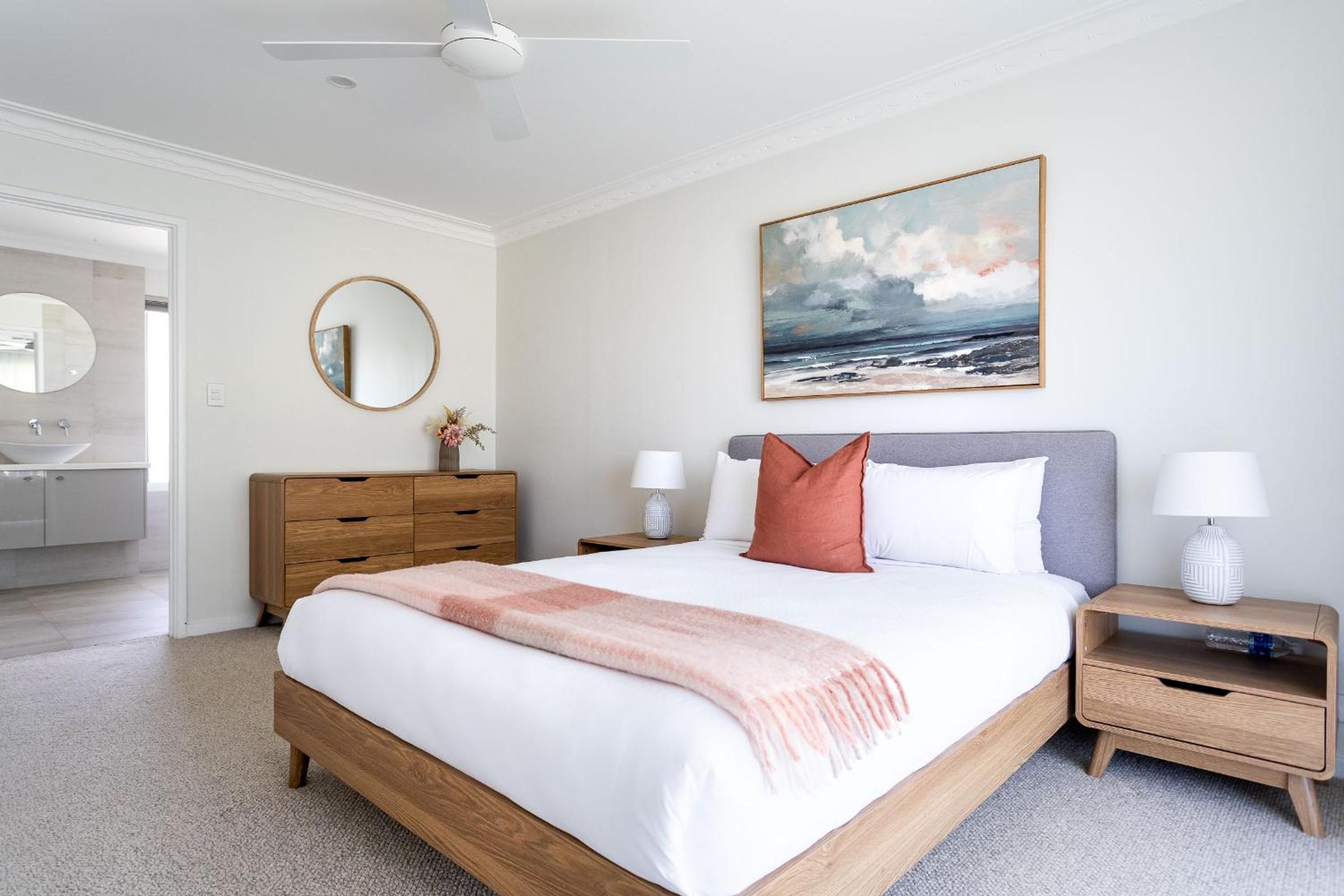 Fastnet I Private Properties
