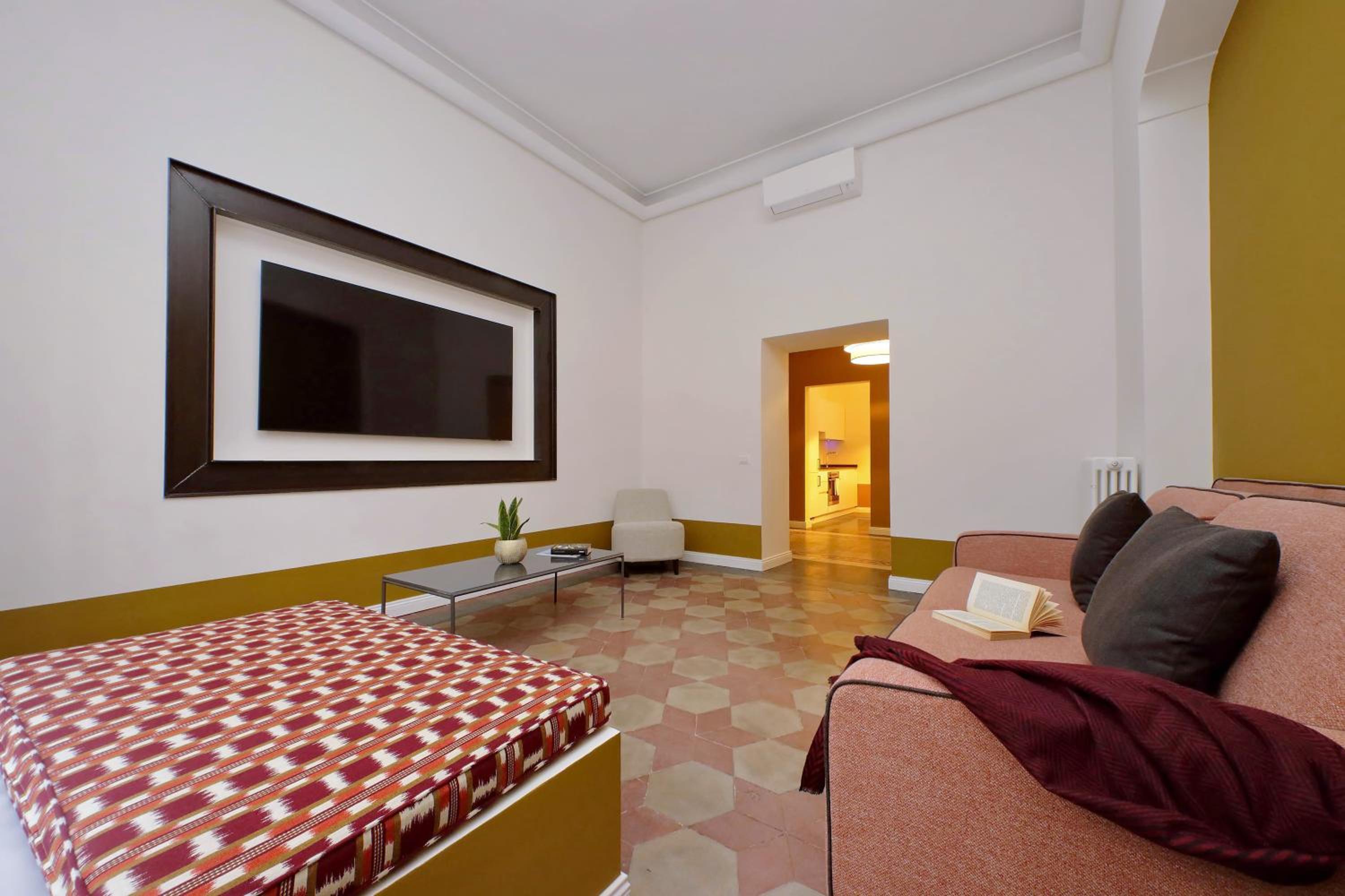 Monti Apartments - My Extra Home