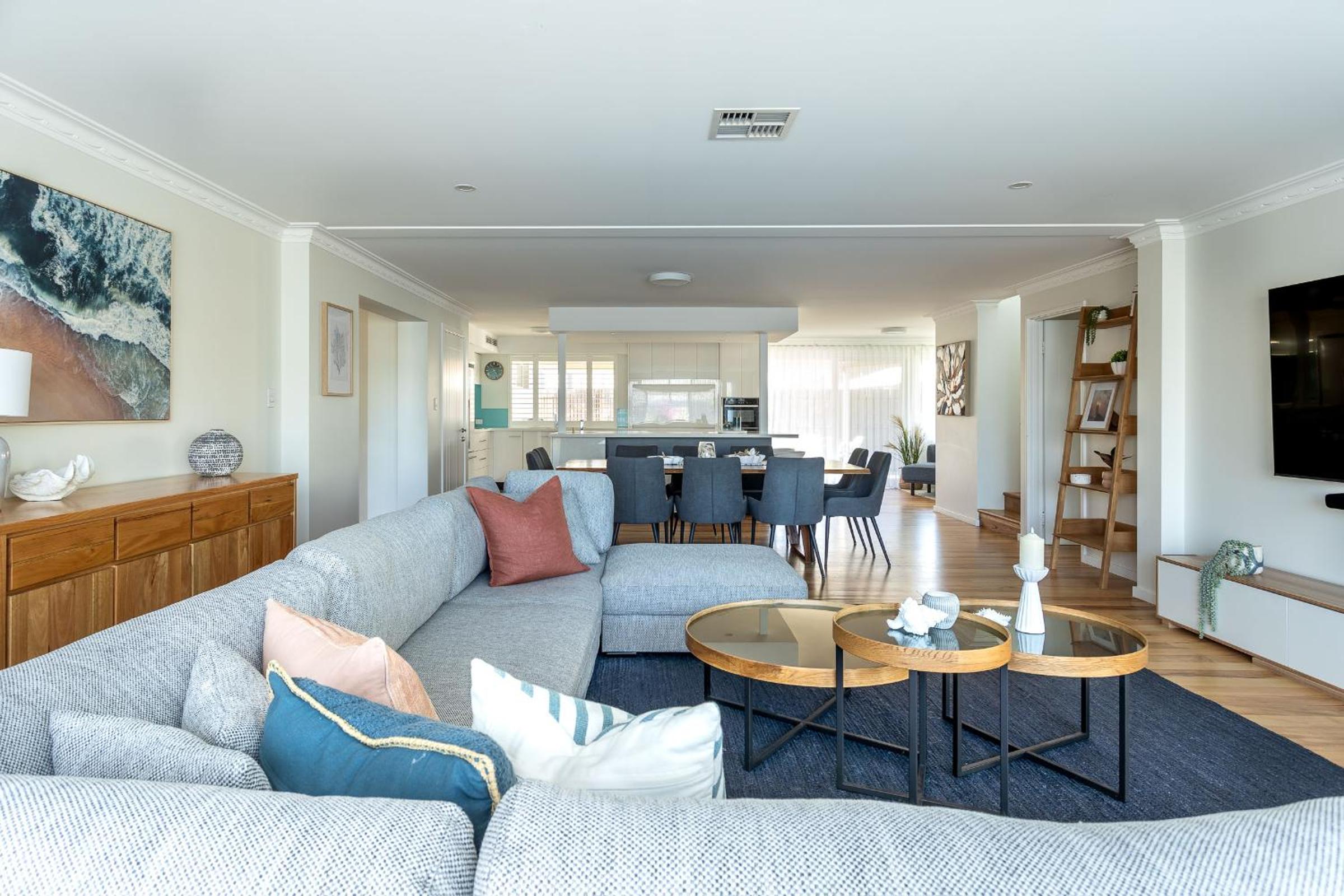 Fastnet I Private Properties