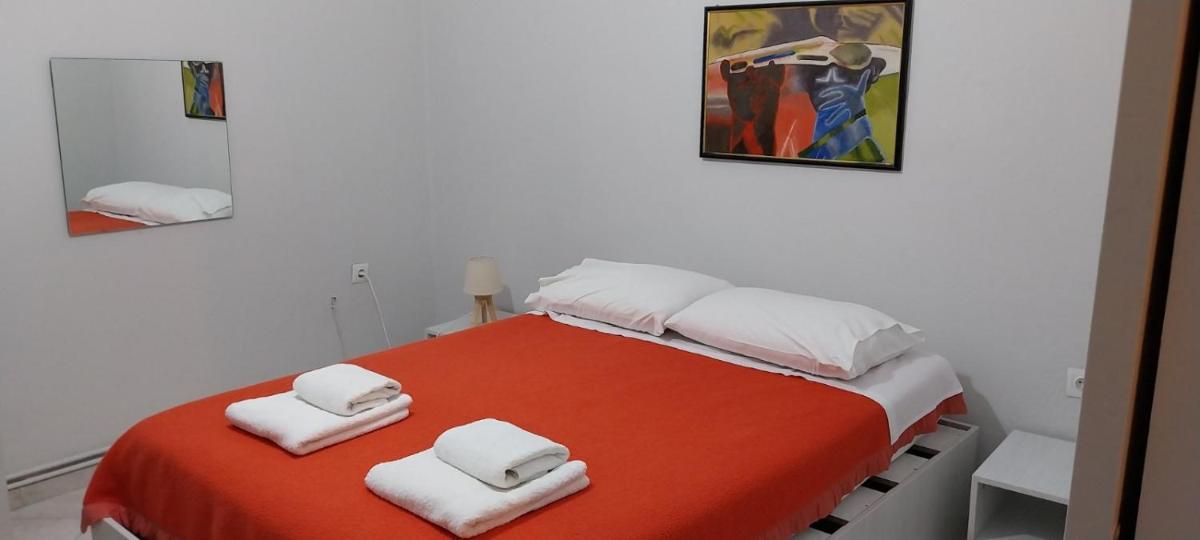 Alex House photo 3