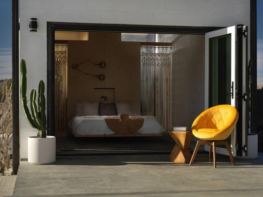 Neutra Home Joshua Tree Luxury Retreat Pool and Spa