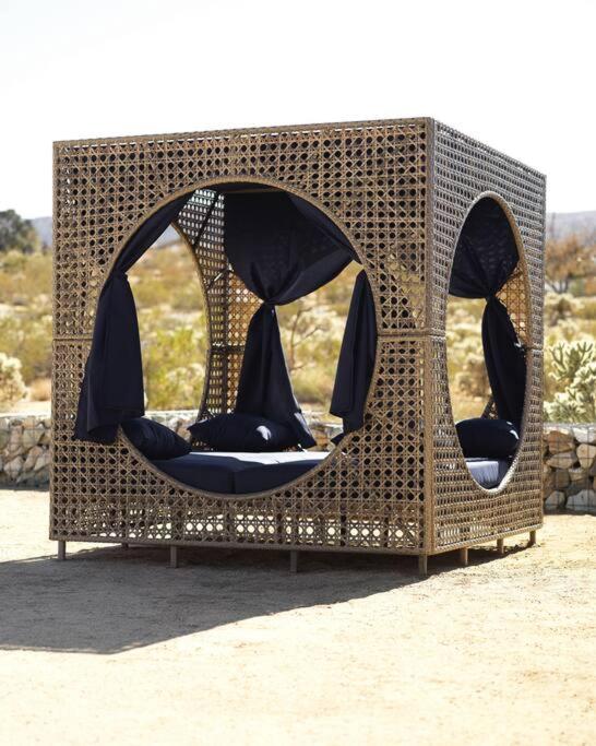 Neutra Home Joshua Tree Luxury Retreat Pool and Spa