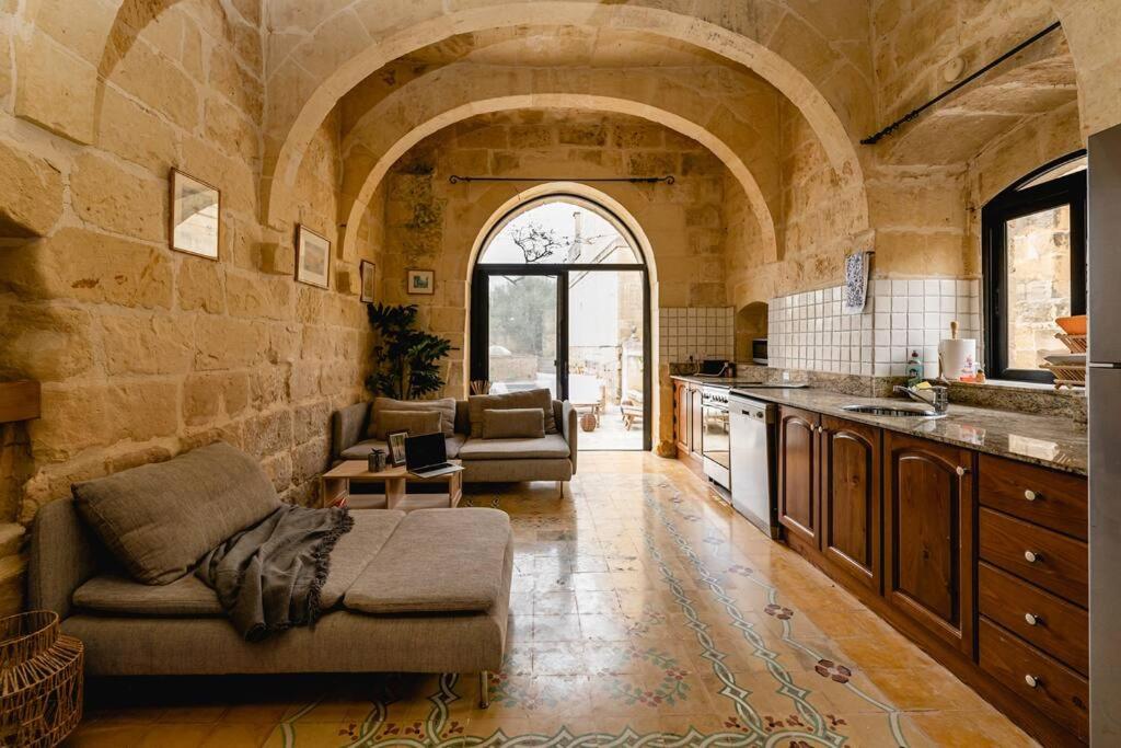 Charming & Stylish Historic Farmhouse with Pool view 3