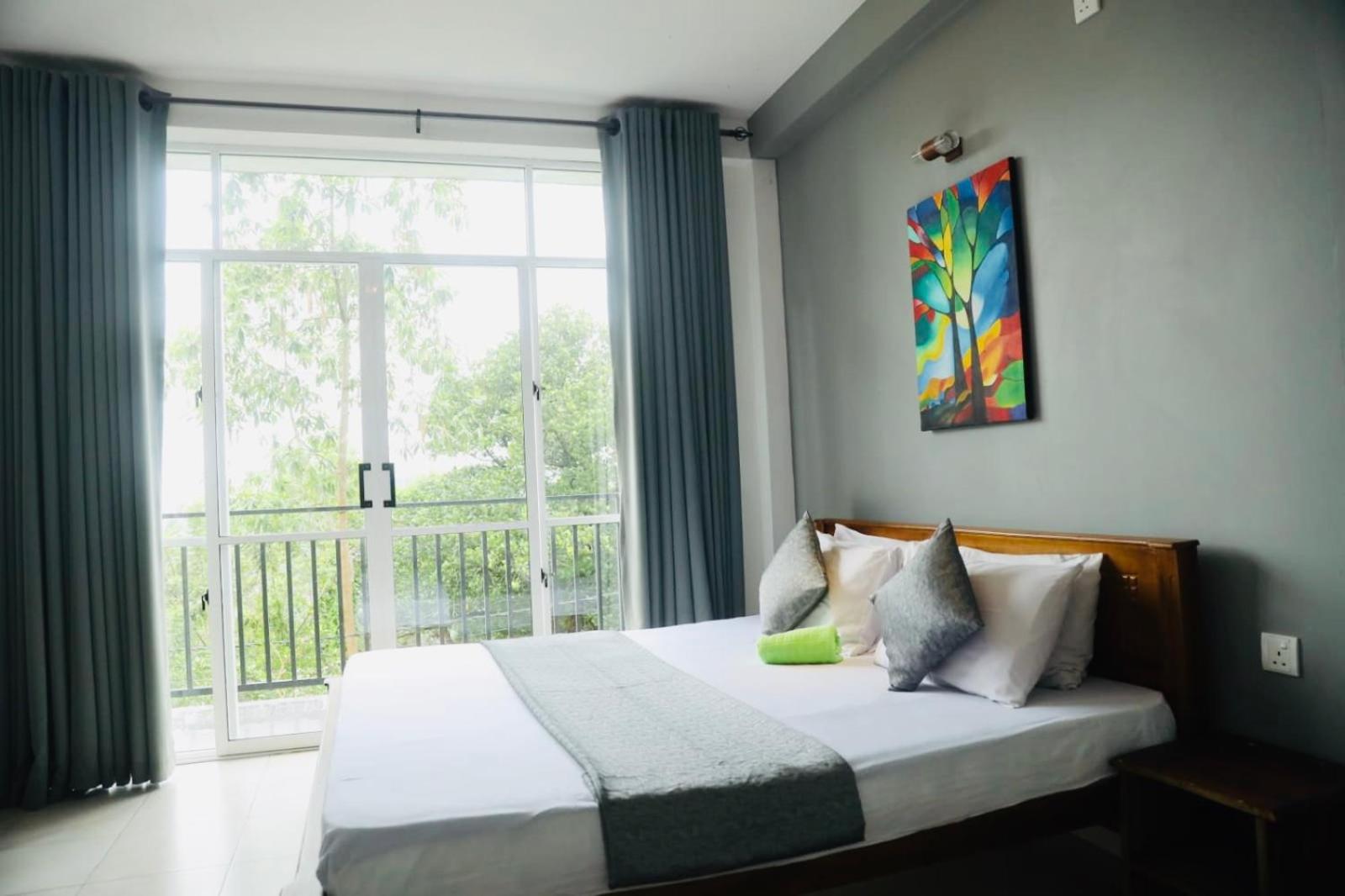 kandy hill villa
