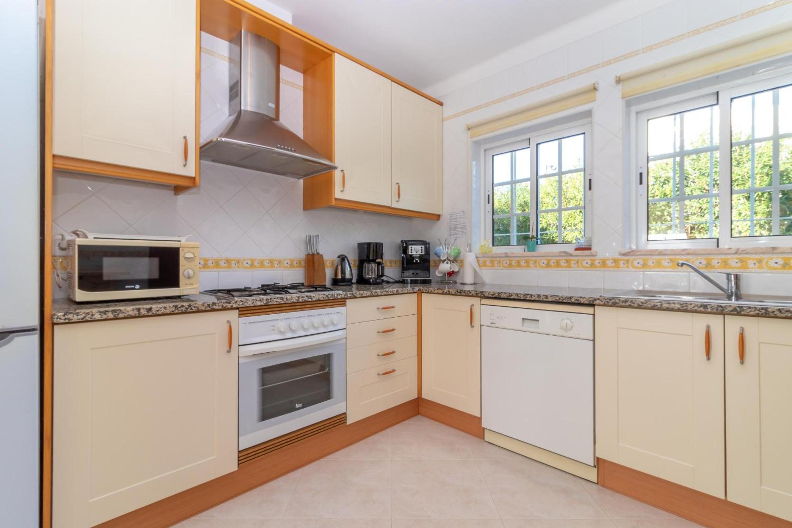 Carvoeiro Vacations - Casa Anton - Property Image 19