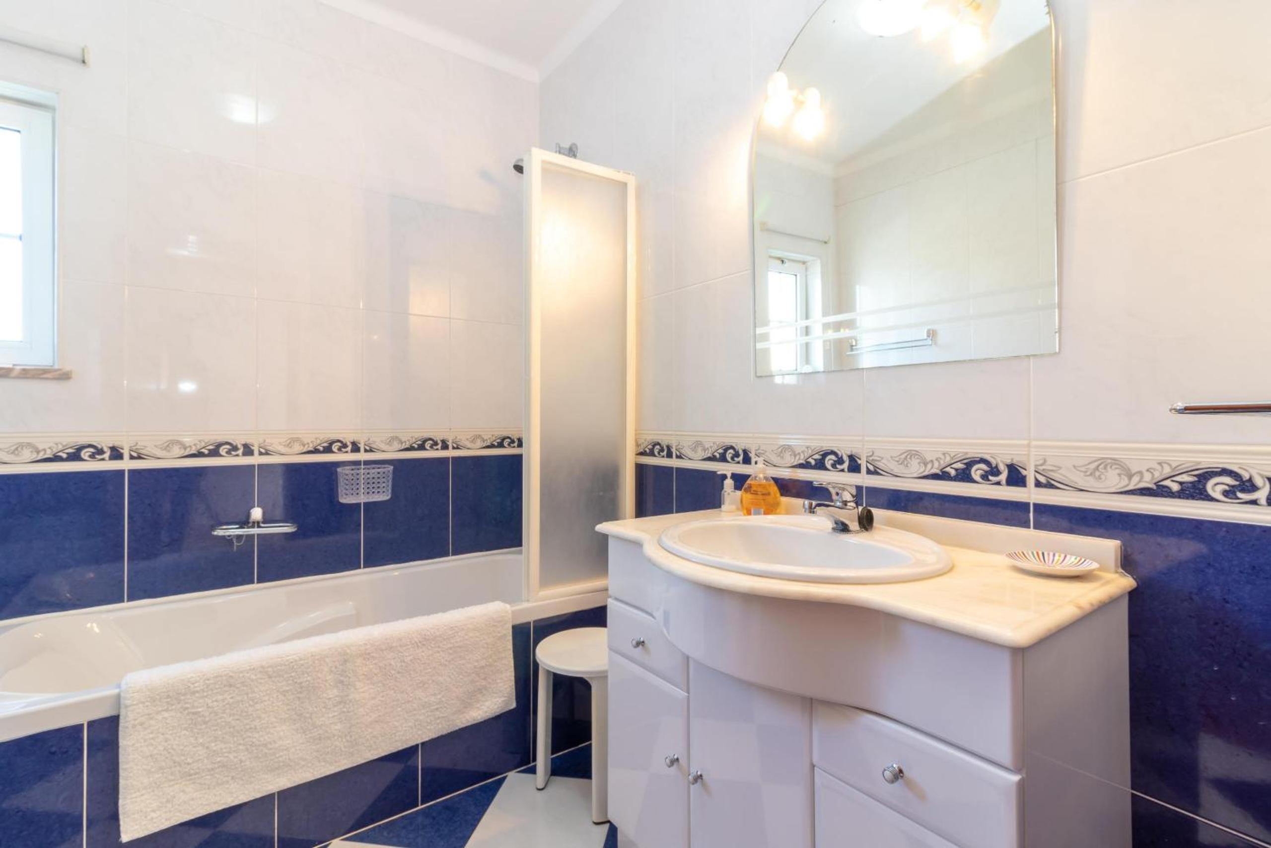 Carvoeiro Vacations - Casa Anton - Property Image 5