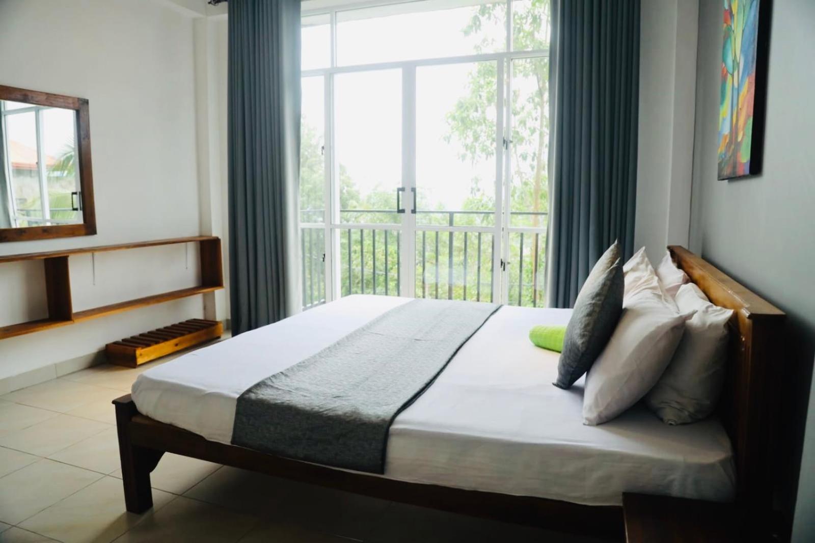 kandy hill villa