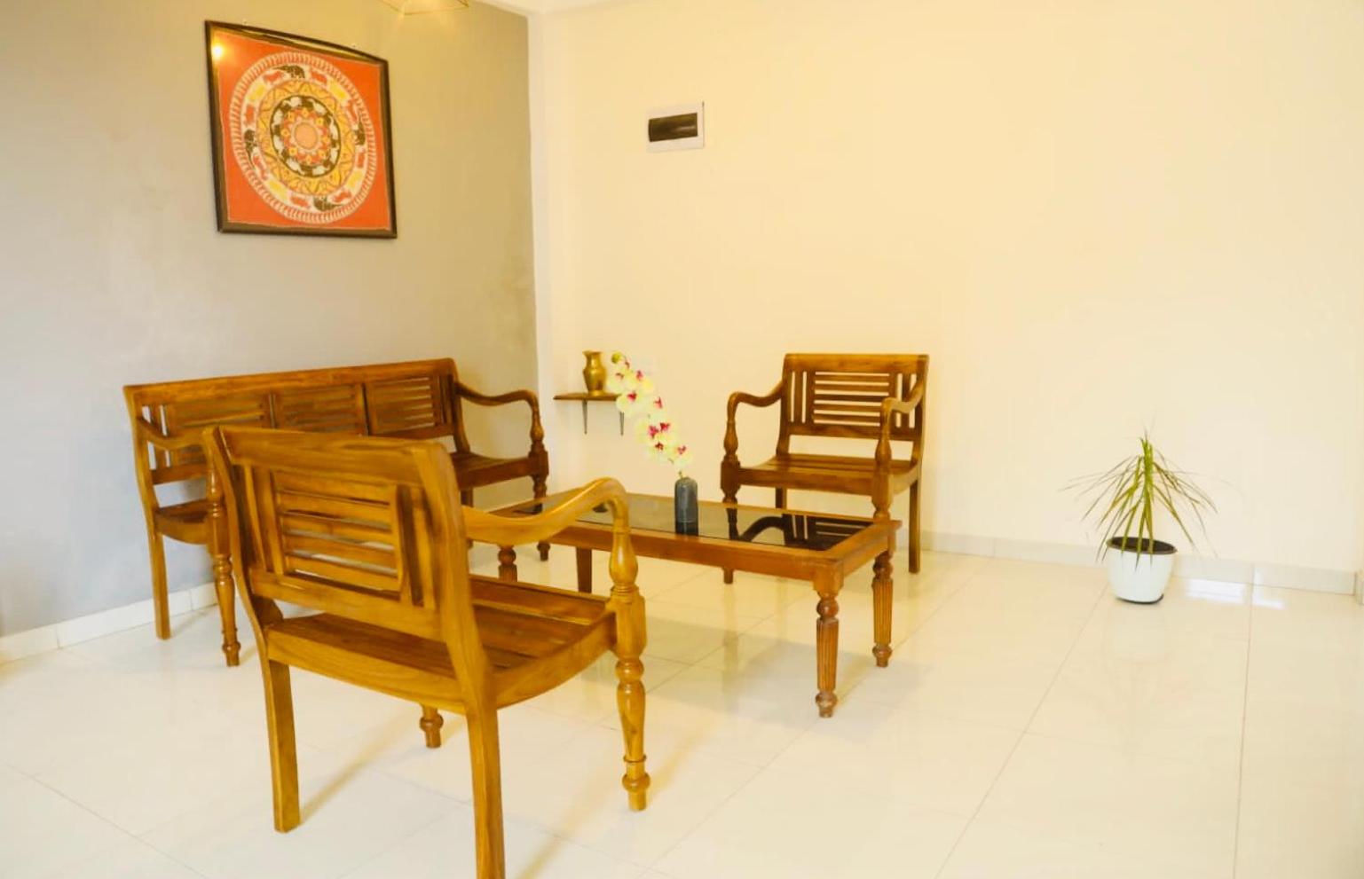kandy hill villa