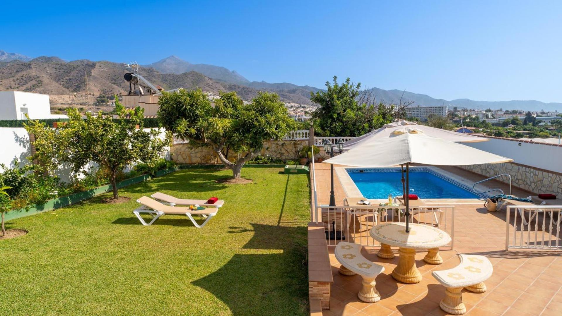 Villa Lola Casitas Select