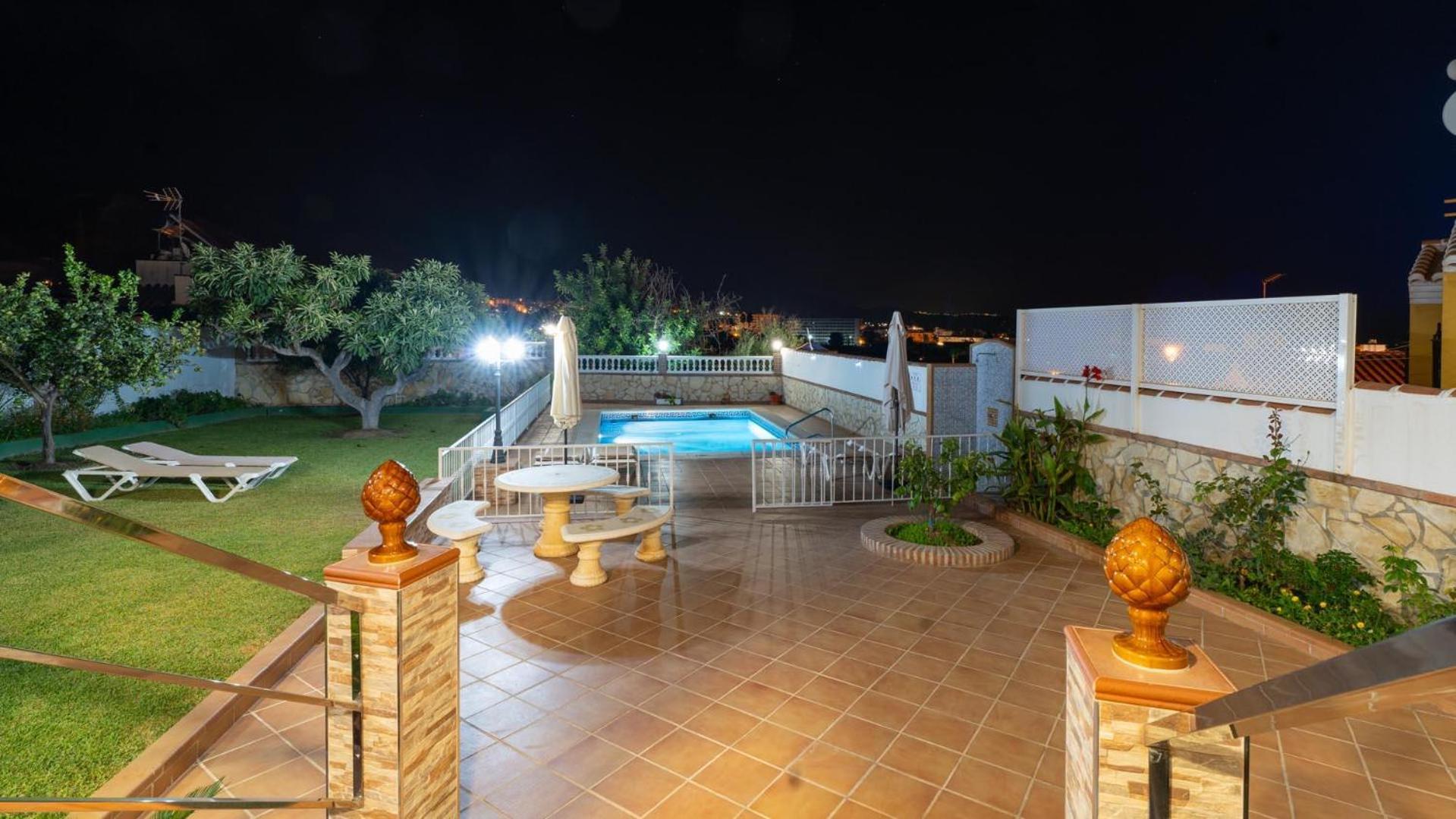 Villa Lola Casitas Select