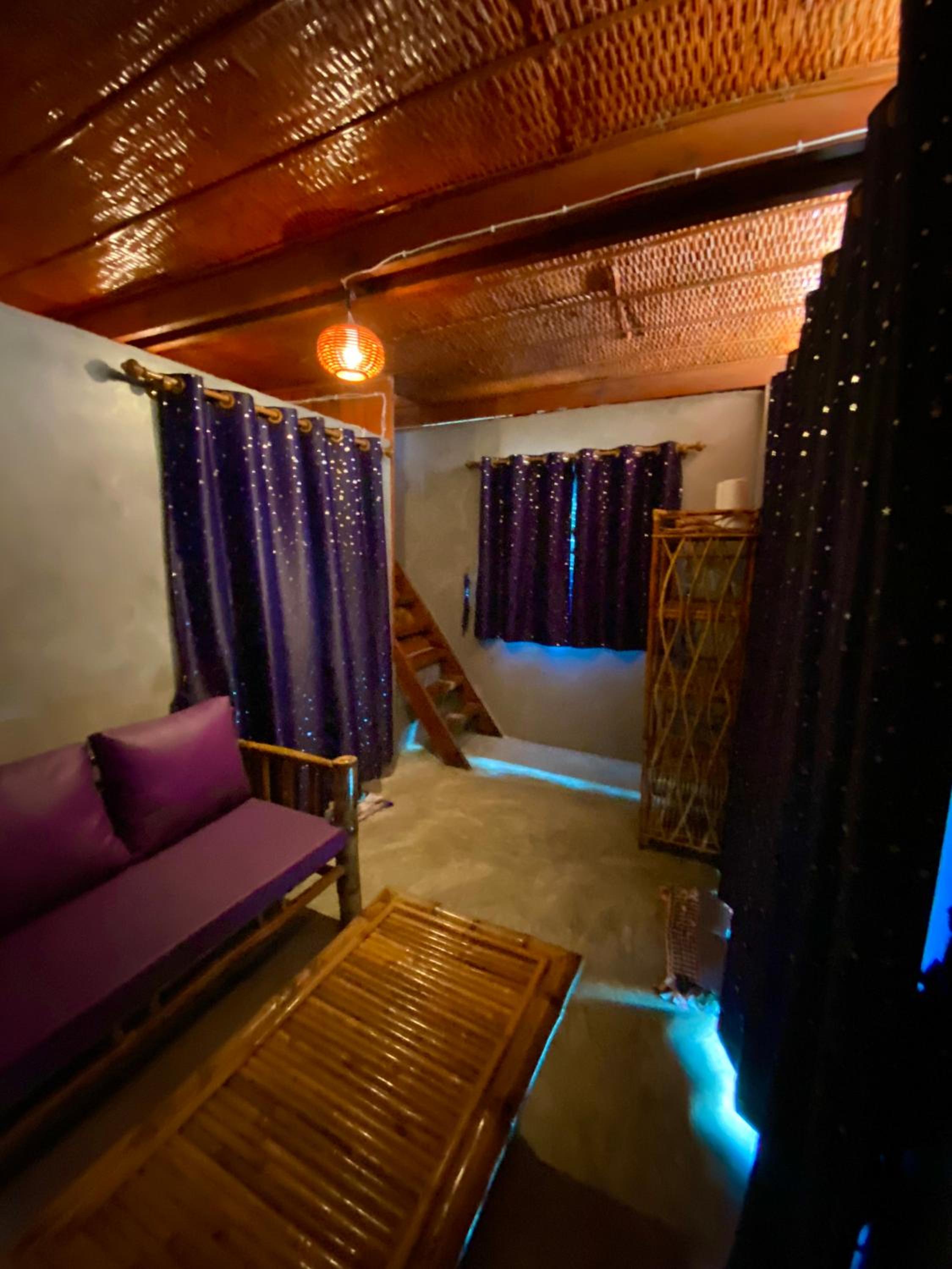 Robinson Bungalows