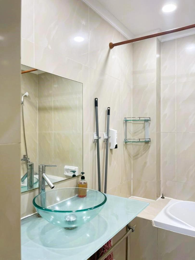 Parkview Suite KLCC, Bernice