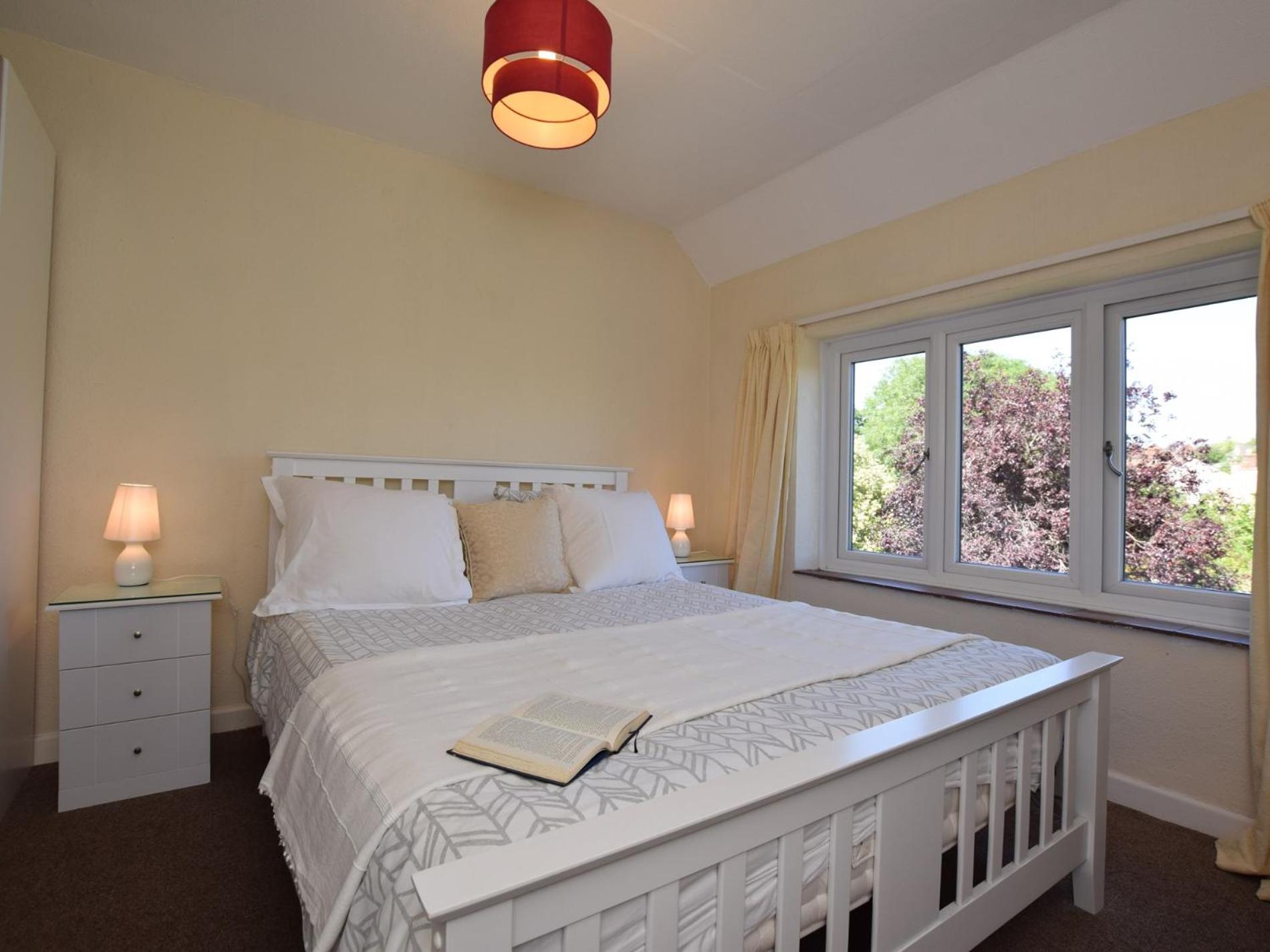 1 Bed in Kilve oc-kilve view 3