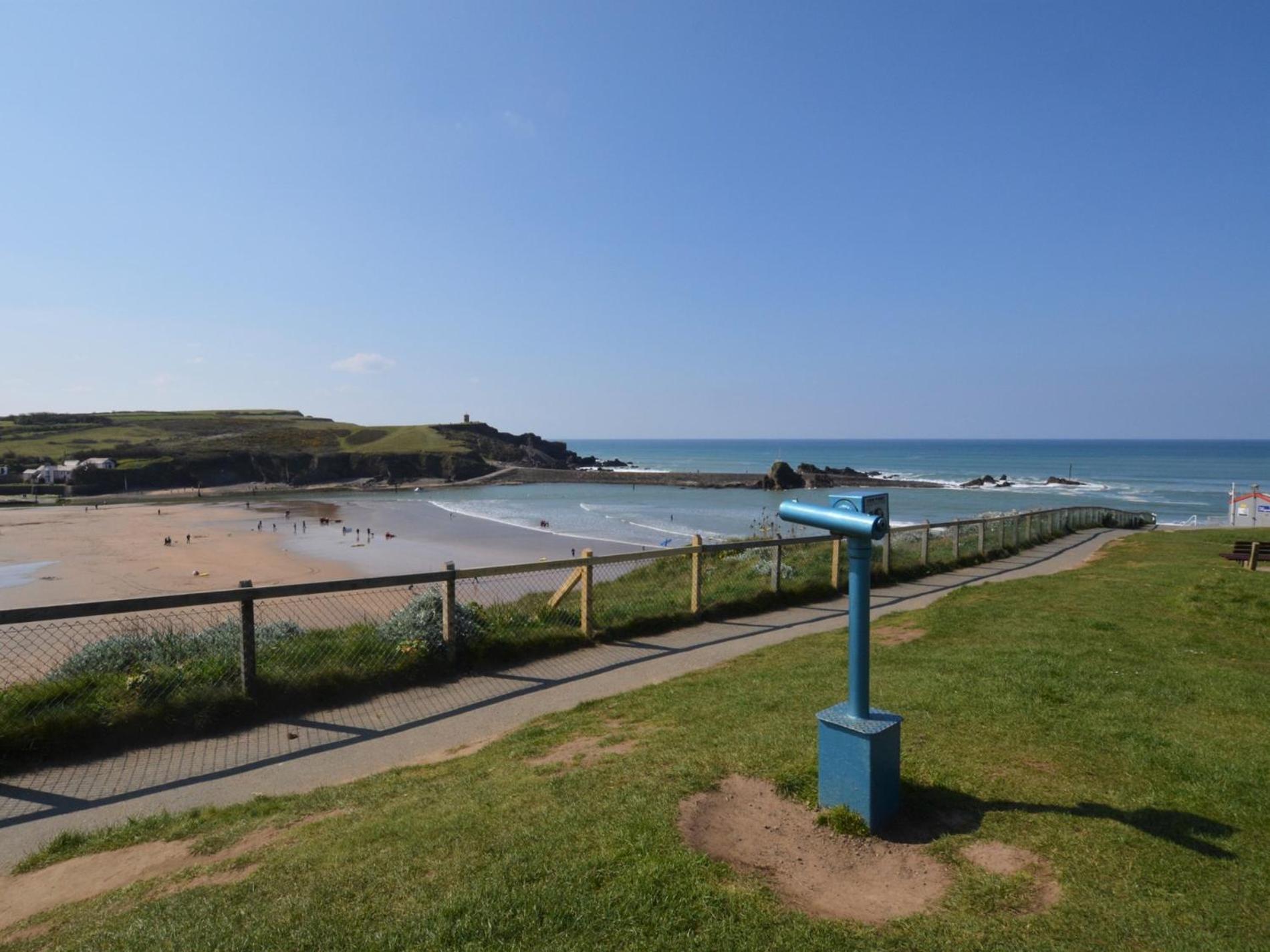 4 Bed in Bude oc-ssham view 5