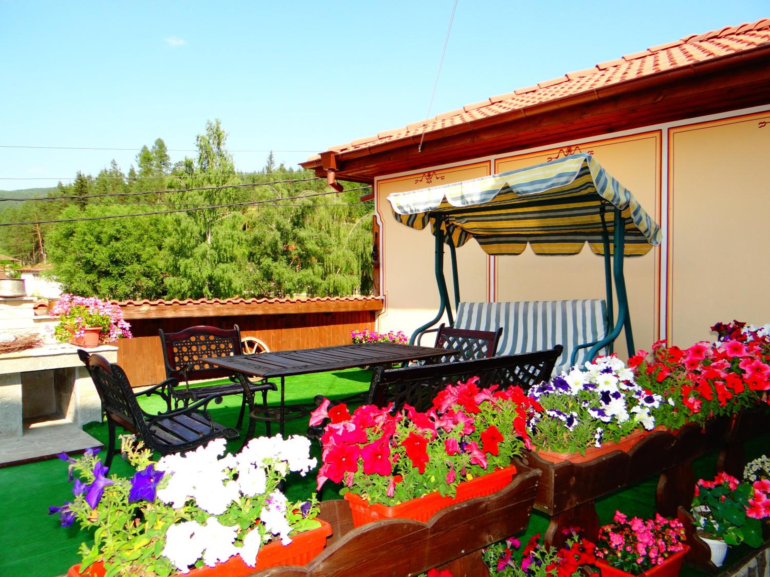 Denis Guest house