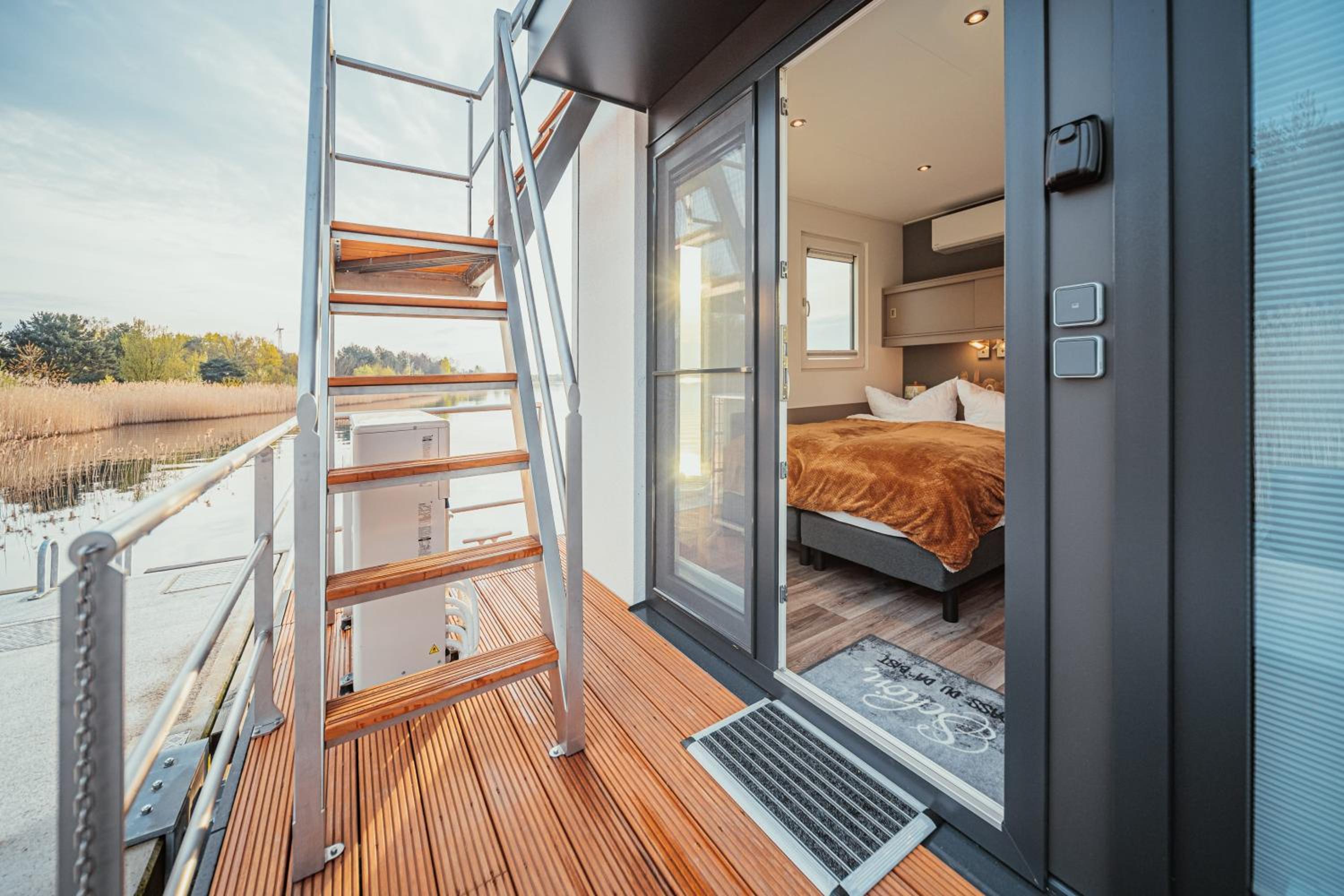 Schwimmendes Ferienhaus Cosy Home - Spreewald