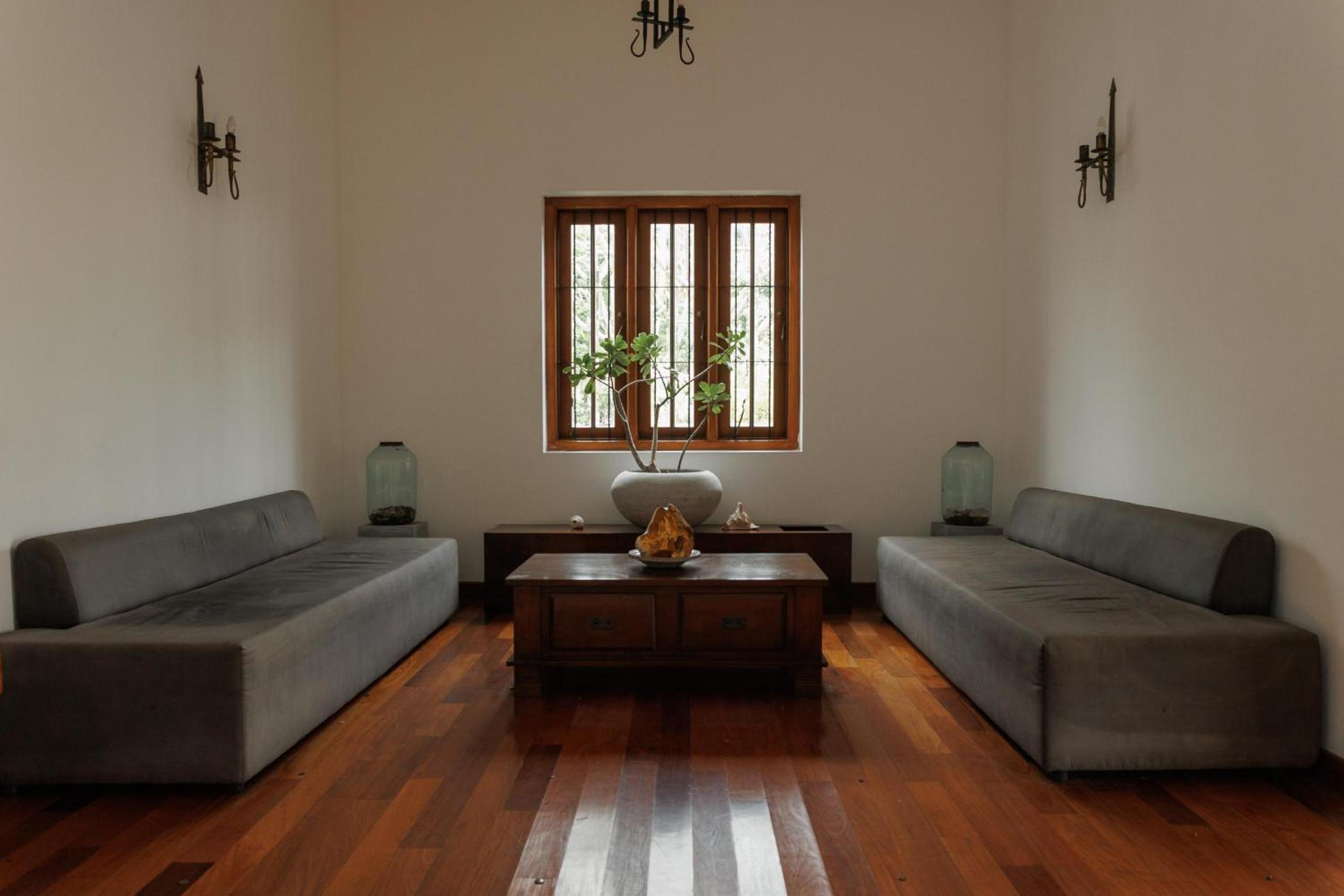 Villa White Queen Resort & Spa
