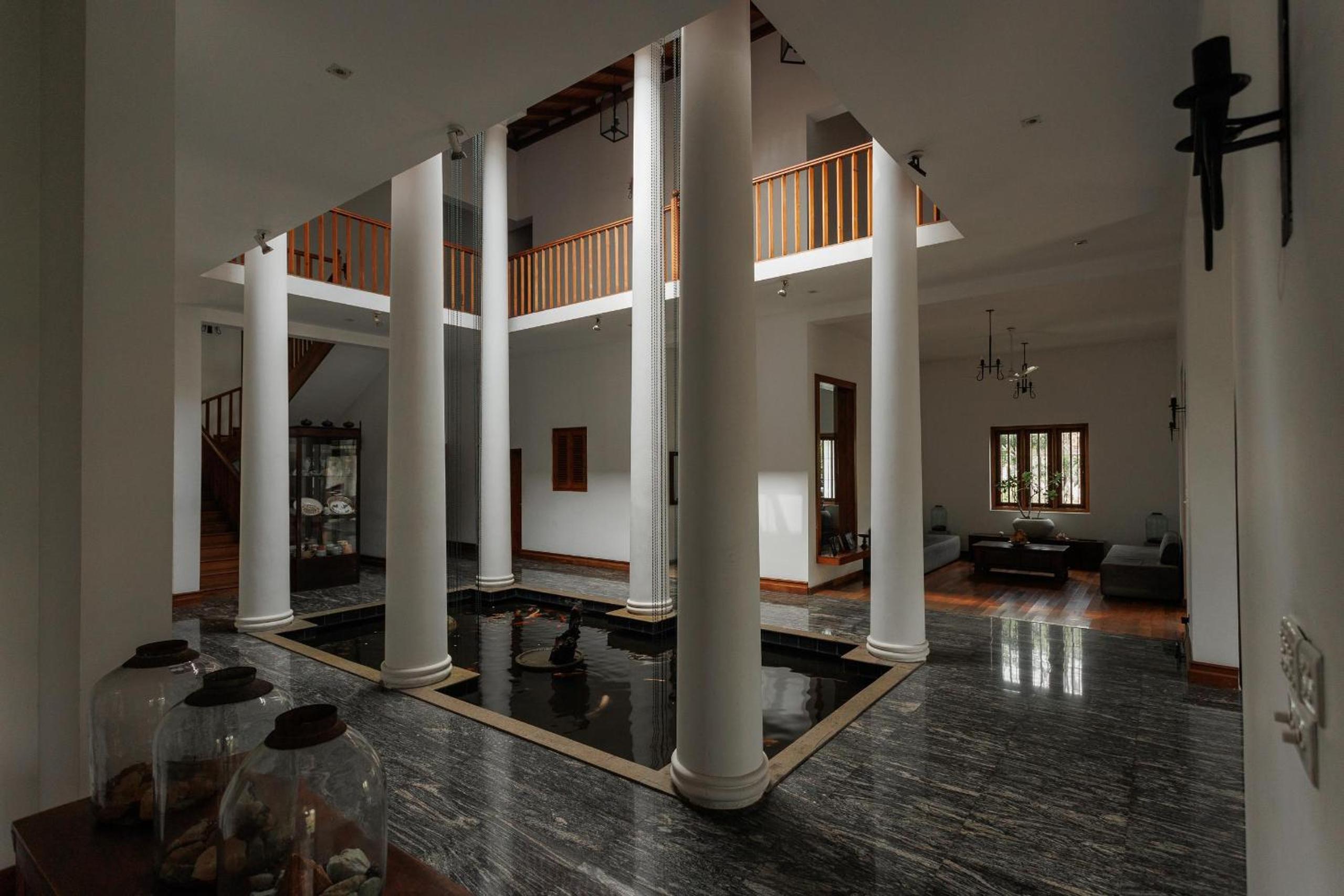 Villa White Queen Resort & Spa