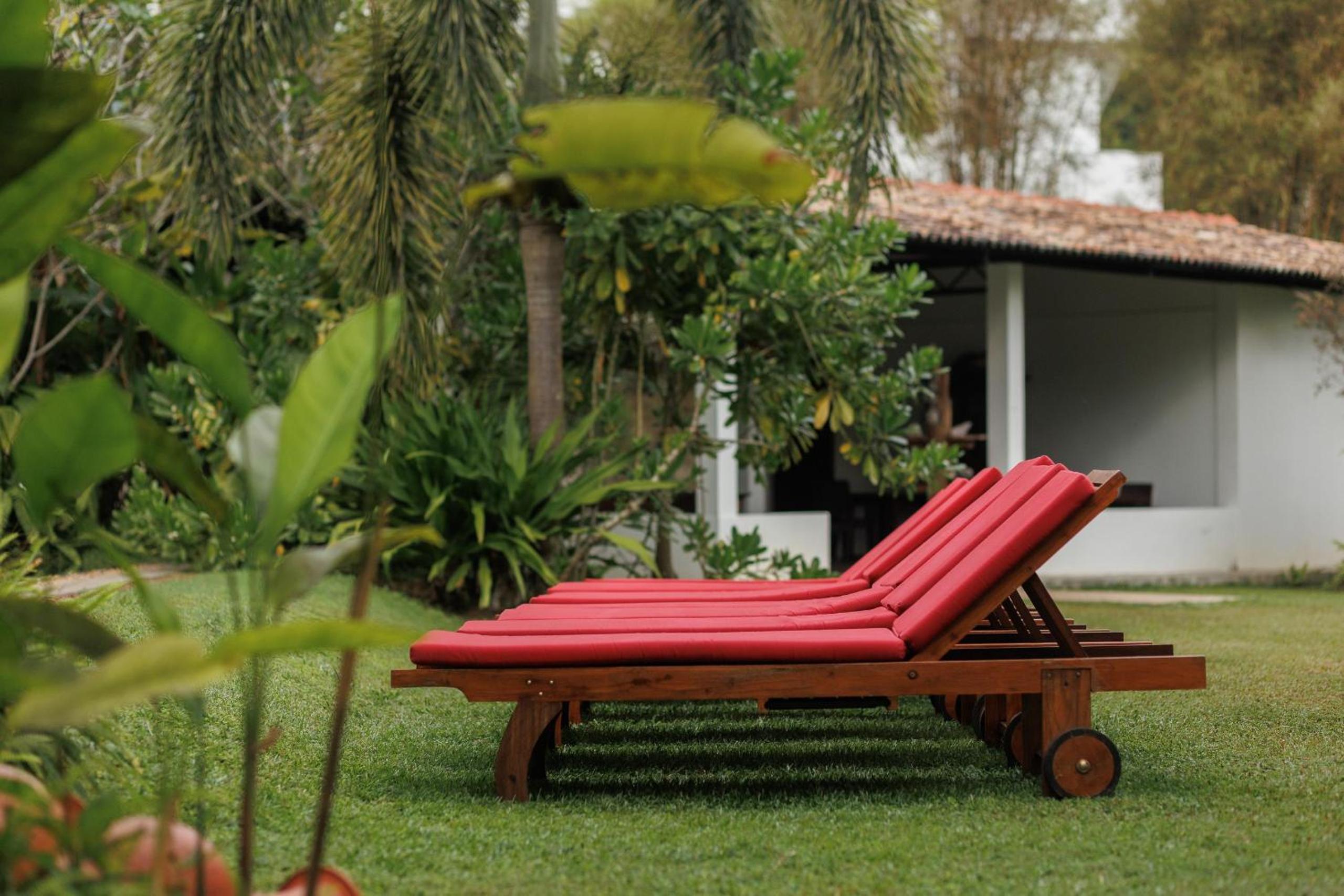 Villa White Queen Resort & Spa