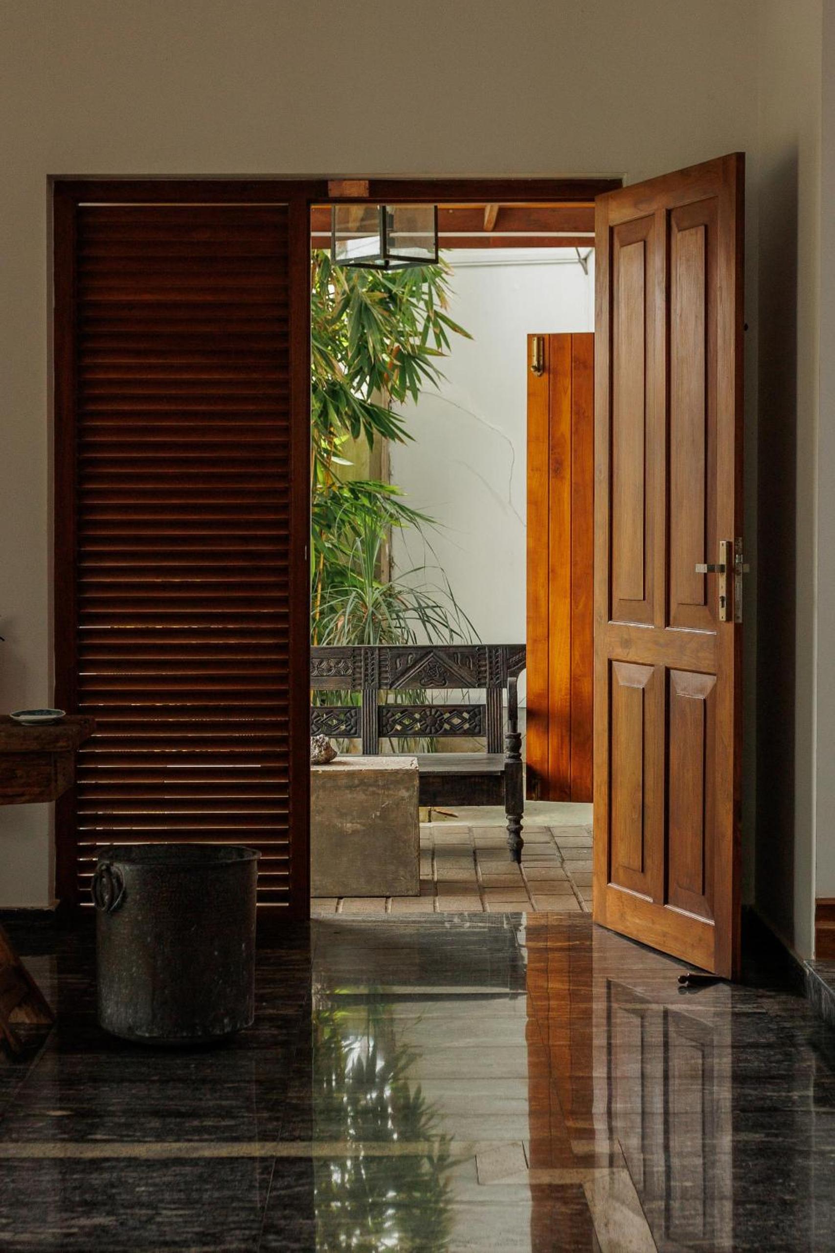 Villa White Queen Resort & Spa