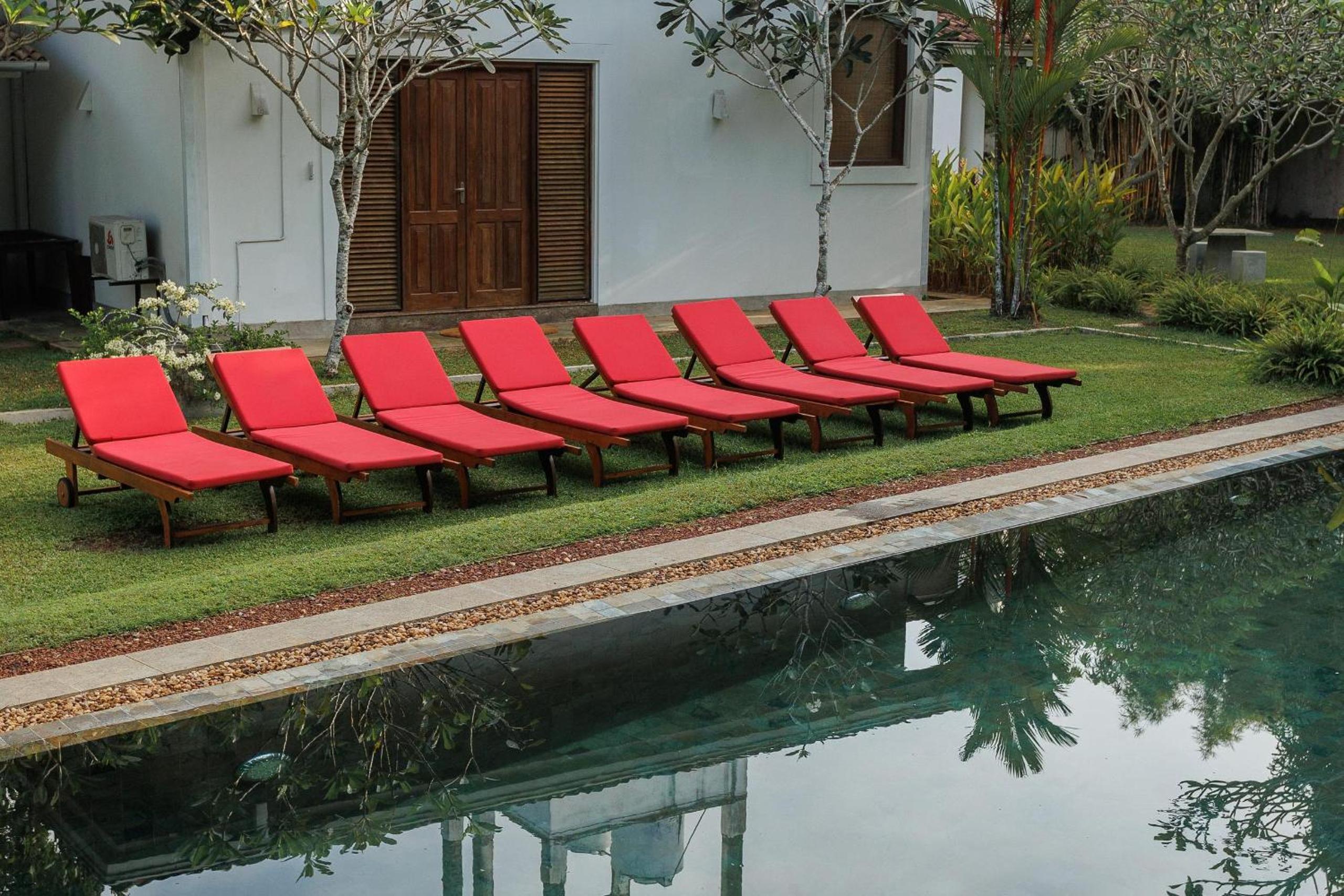 Villa White Queen Resort & Spa