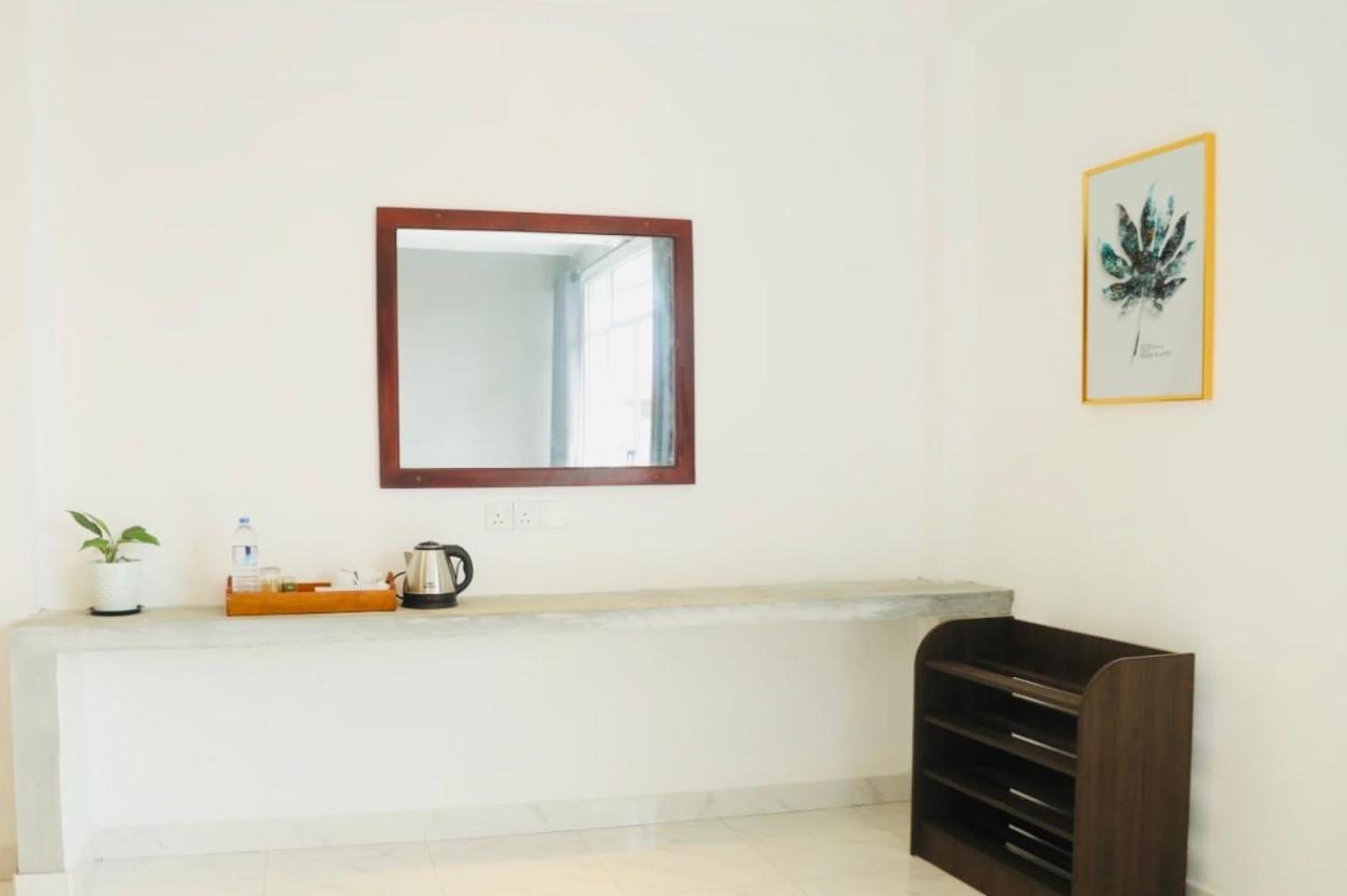 kandy hill villa