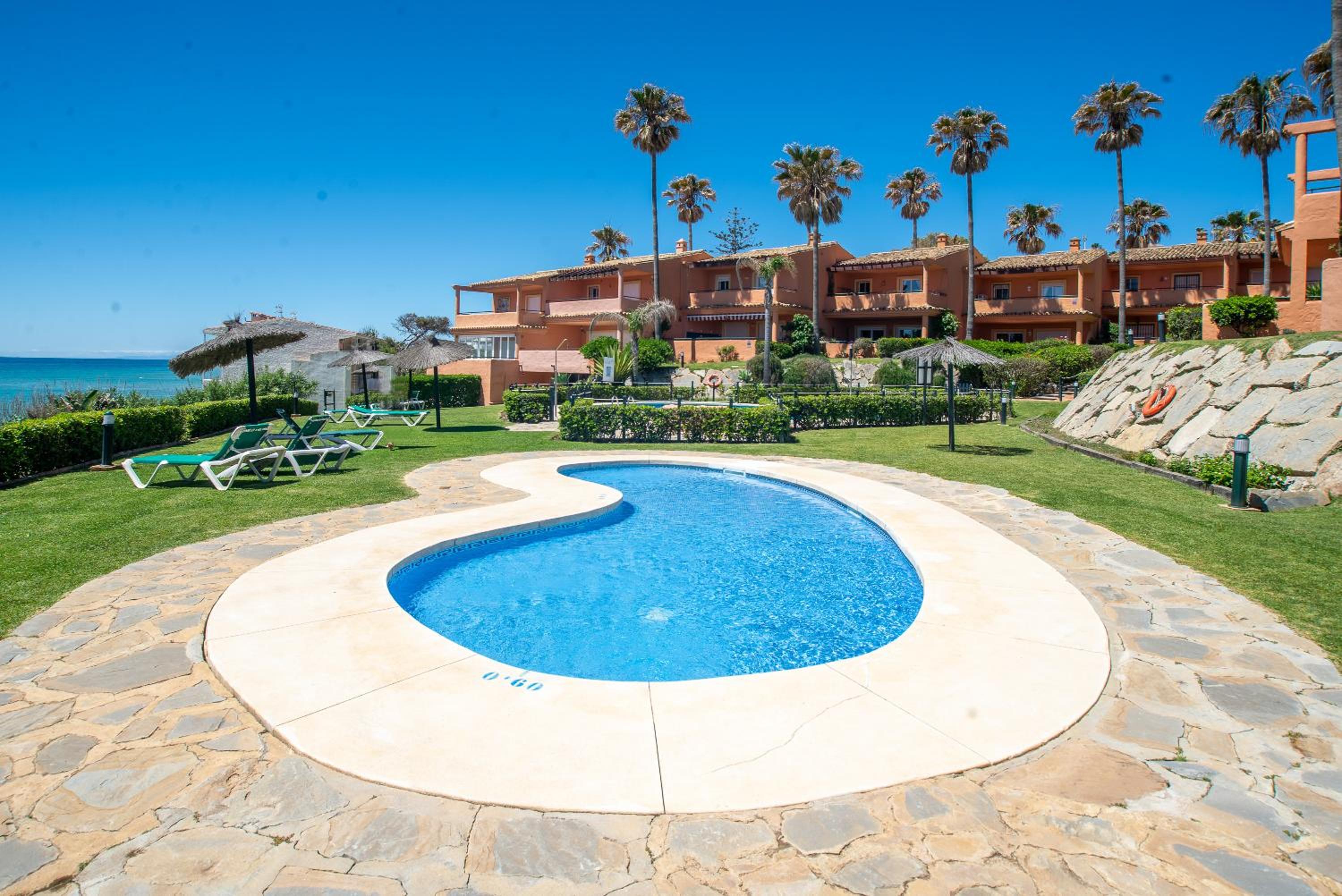 Fantastic beachfront apartment