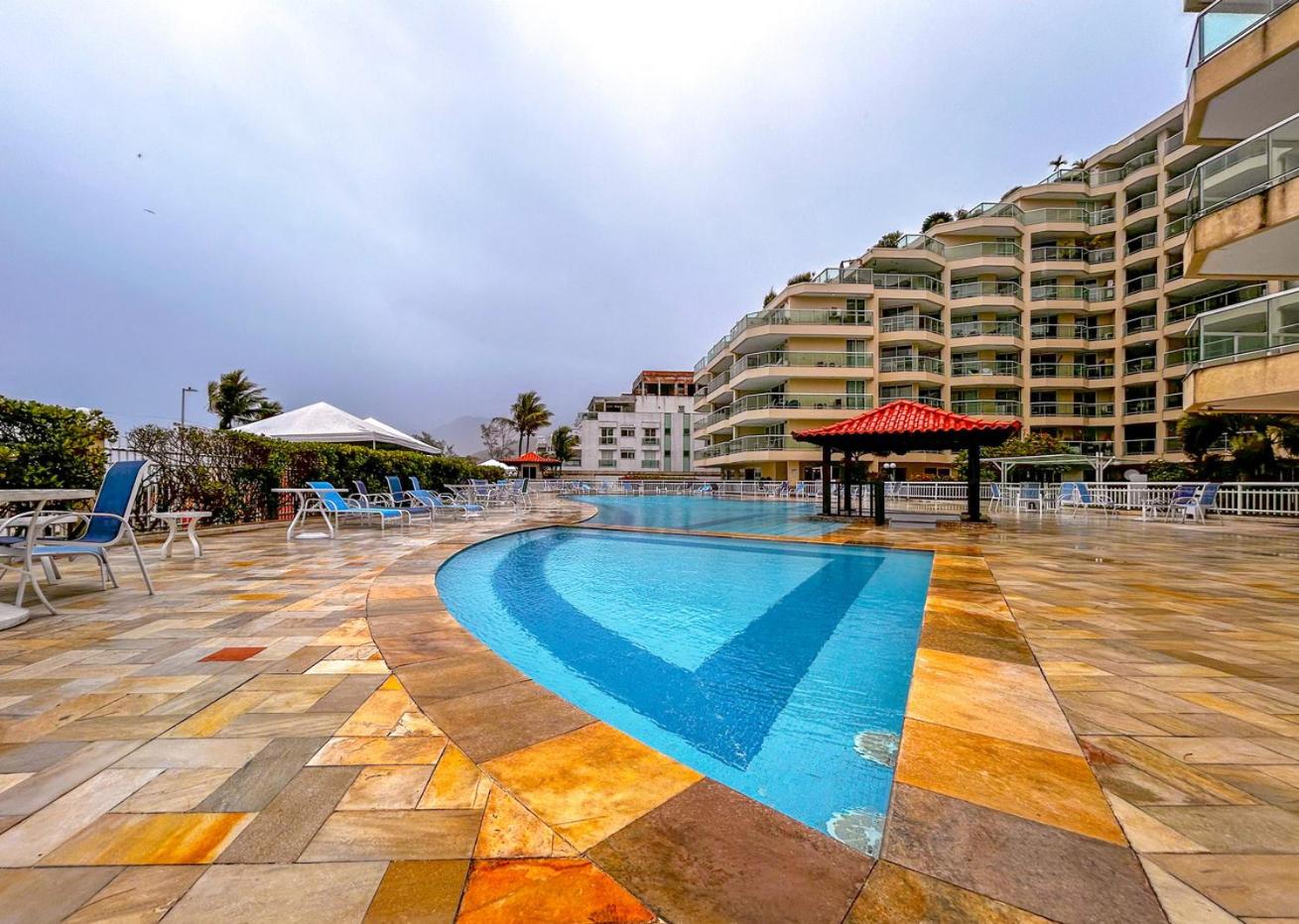 Flat a beira mar no Recreio dos Bandeirantes RJ