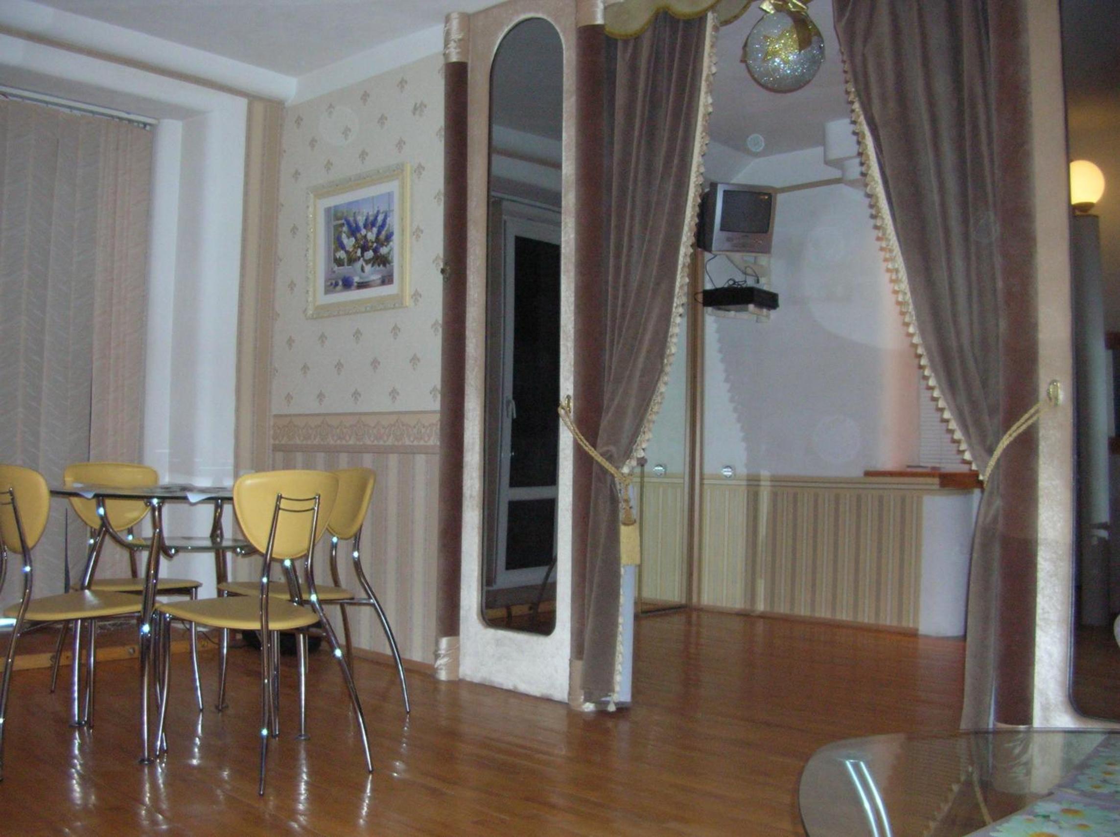 Центр Вінниці, Архітектора Артинова 55, SKY PARK, суд, військовий госпіталь, центральний парк, музична школа view 3