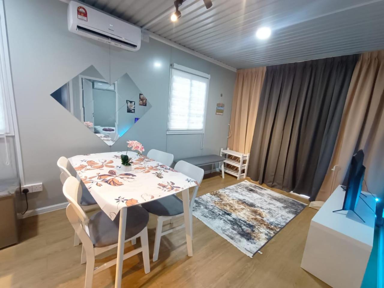 Shaza Homestay