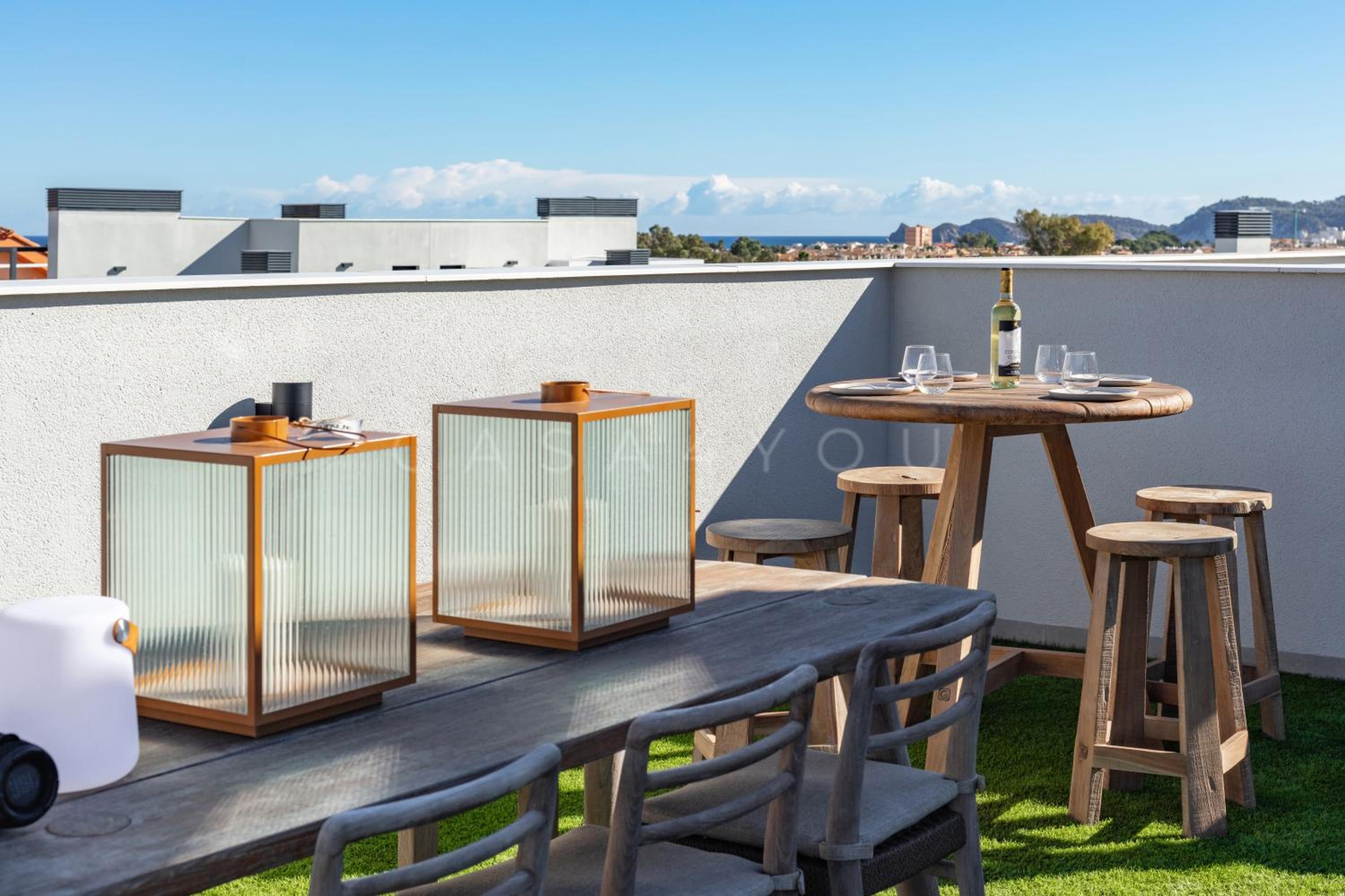 Casa Nimasa in Javea! Geweldig penthouse met dakterras en jacuzzi