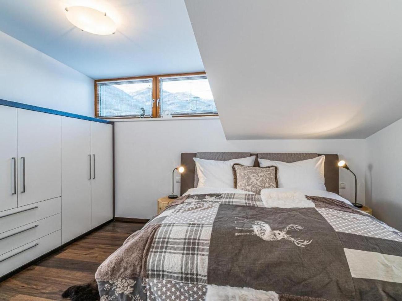 Penthouse Julia nähe Badesee mit Infrarotsauna -Zell am See Kaprun