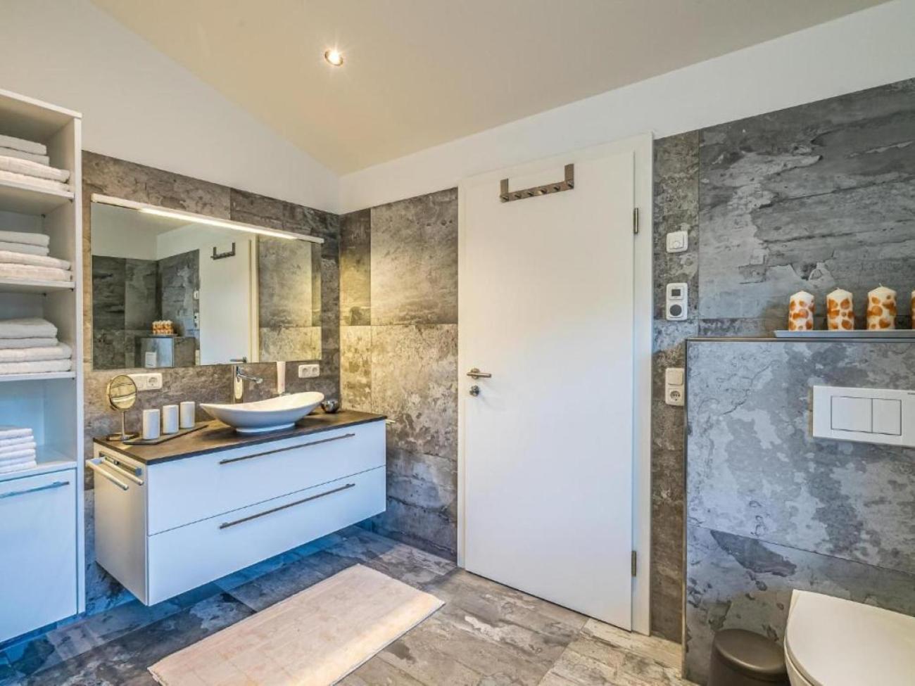 Penthouse Julia nähe Badesee mit Infrarotsauna -Zell am See Kaprun