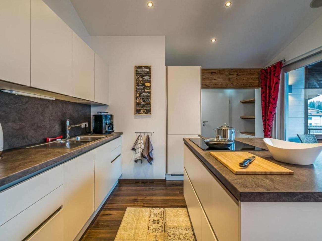Penthouse Julia nähe Badesee mit Infrarotsauna -Zell am See Kaprun