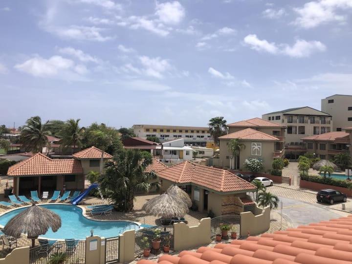 Fabulous 3-bedroom condo Palm Beach!