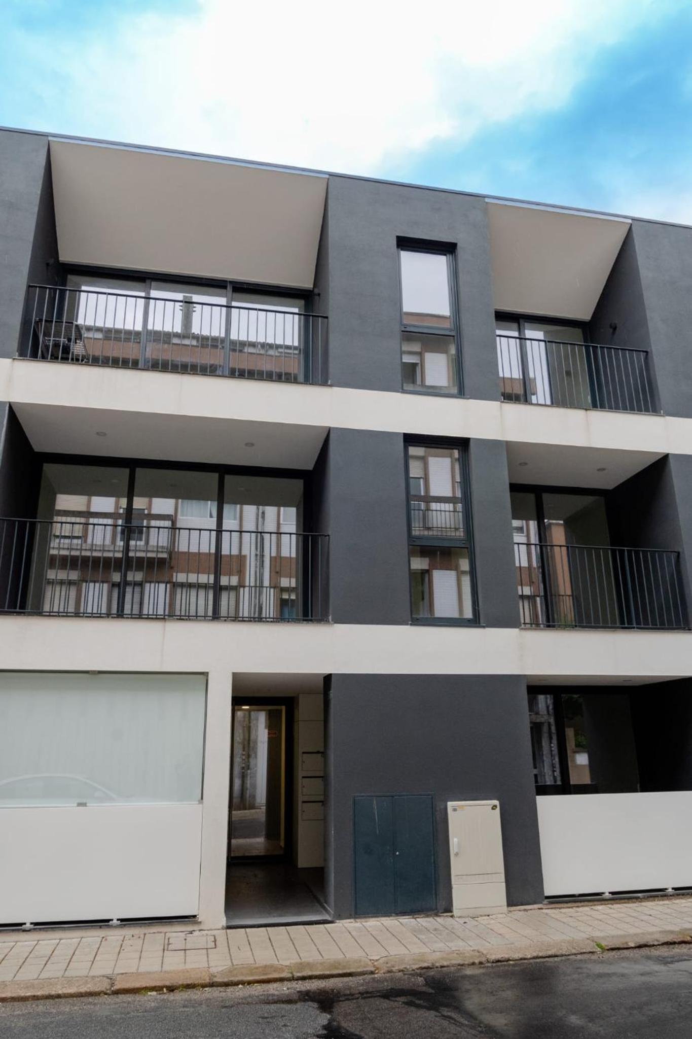 Modern apartment with balcony and free parking view 2