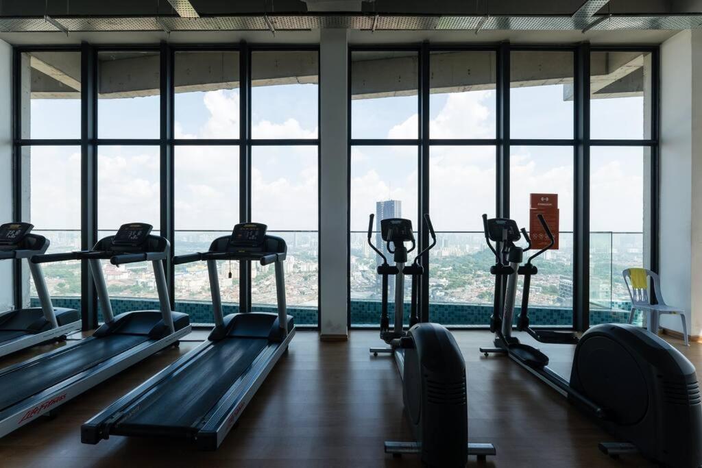 Bonne Journée Retreat in EkoCherasMall 5pax 中文房东