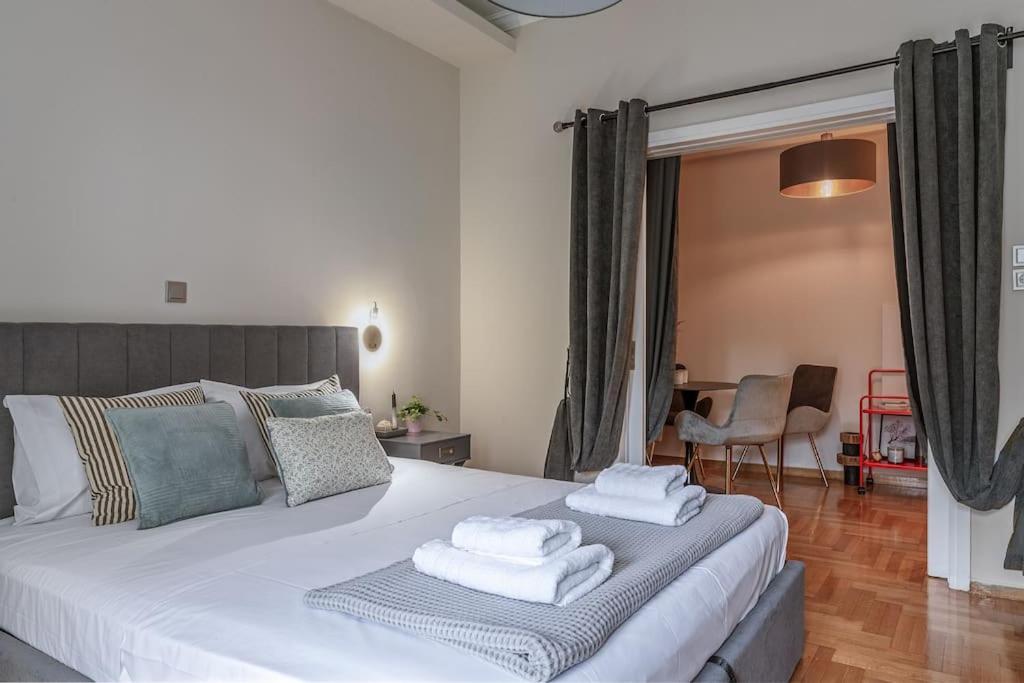 Cozy and modern Apartment in Pagrati
