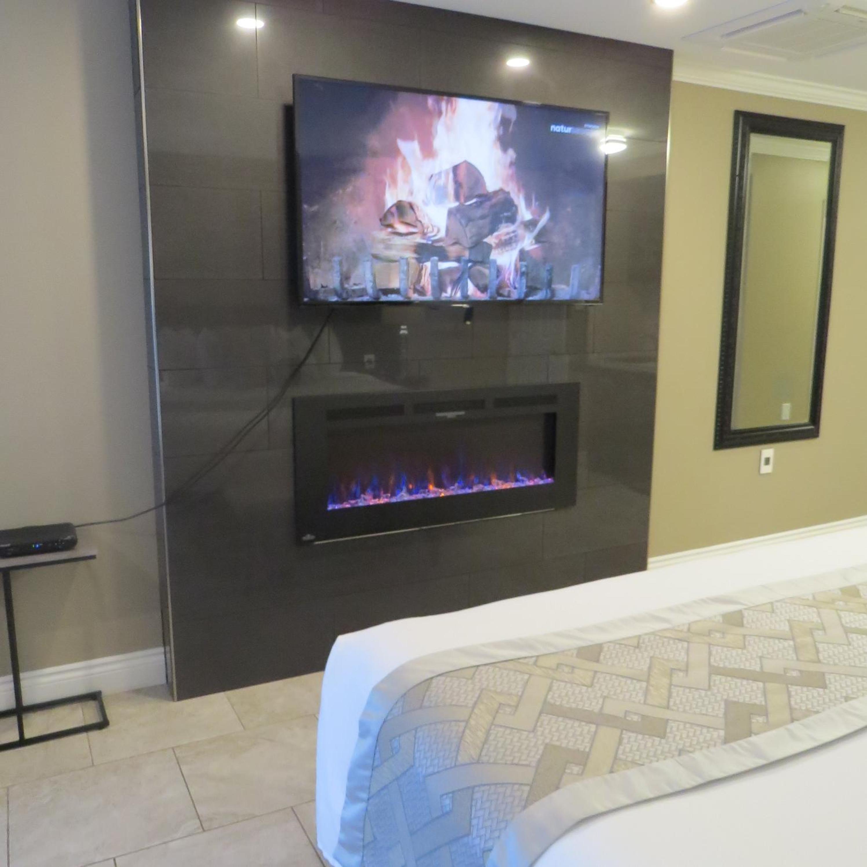 Dockside Suites