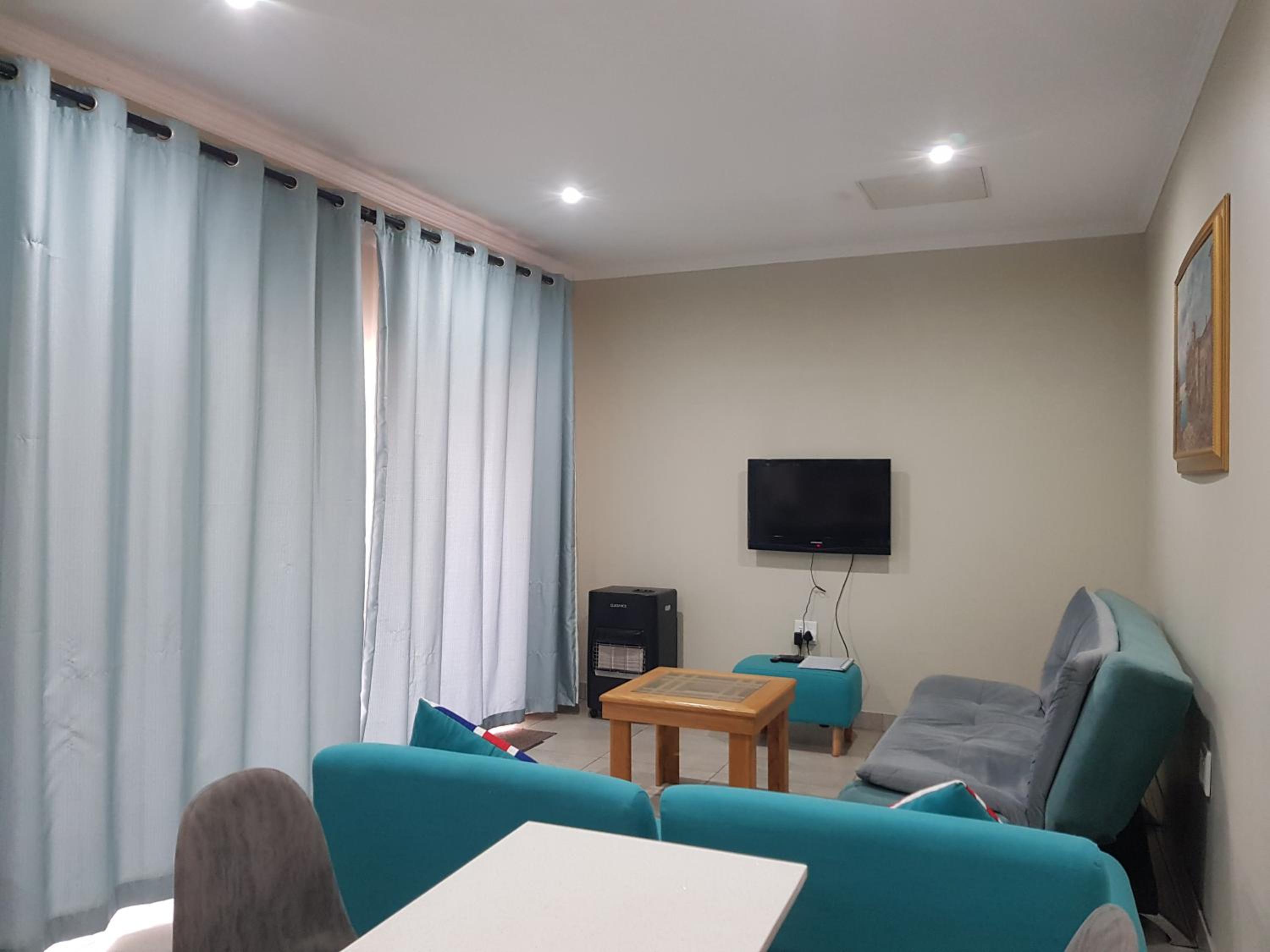 Eland Place 1 bedroom Garden cottage with Solar inverter